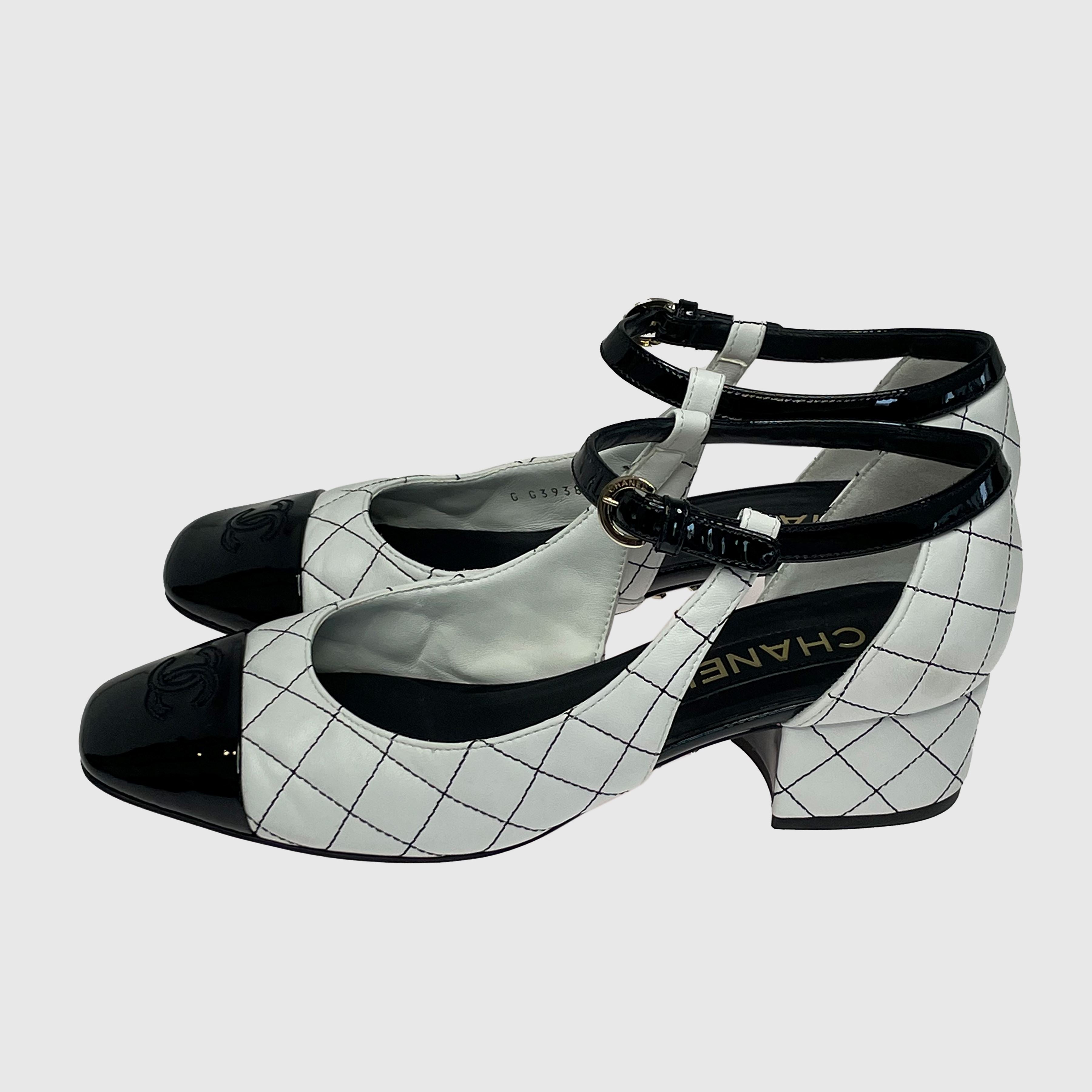 White/Black Quilted Ankle Strap Pumps Shoes Chanel