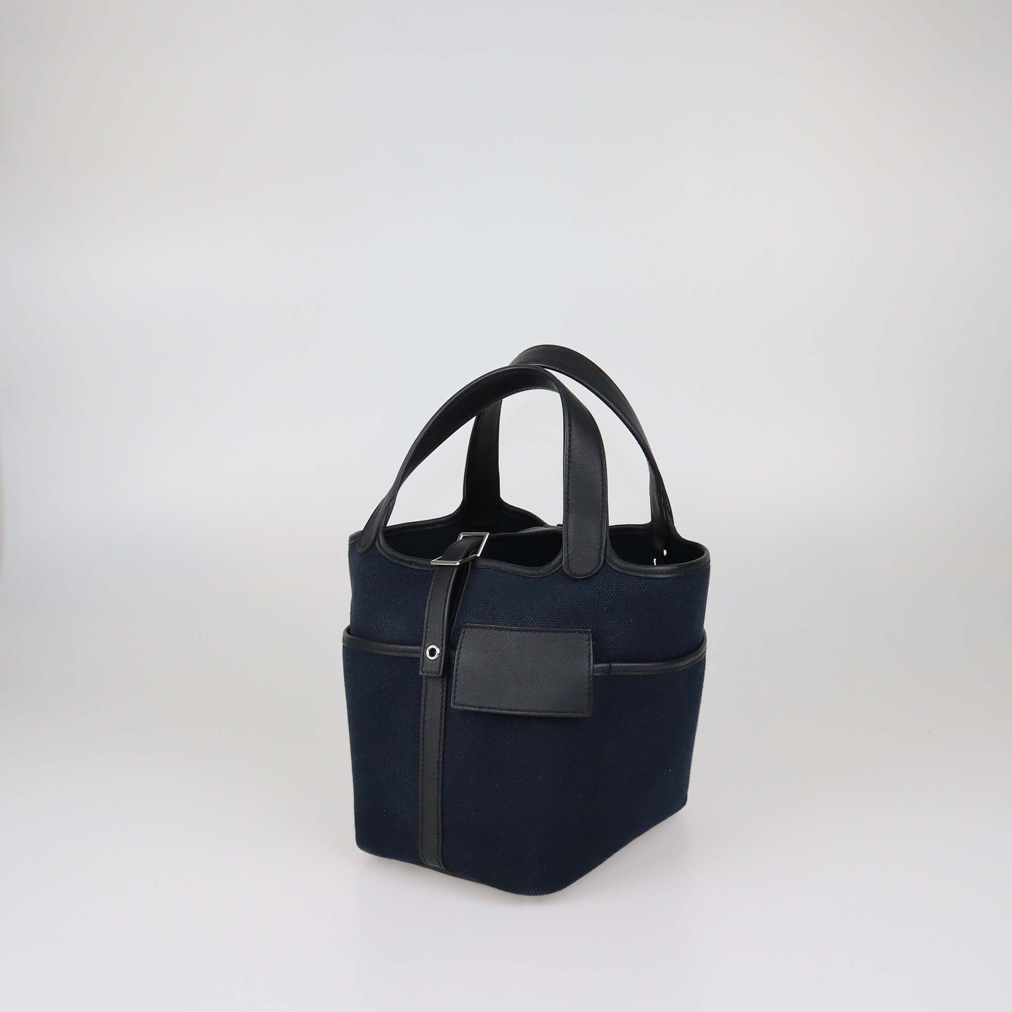 Hermes Black/Blue Marine Toile Goeland and Swift Leather Pockets Picotin Lock 18 Bag