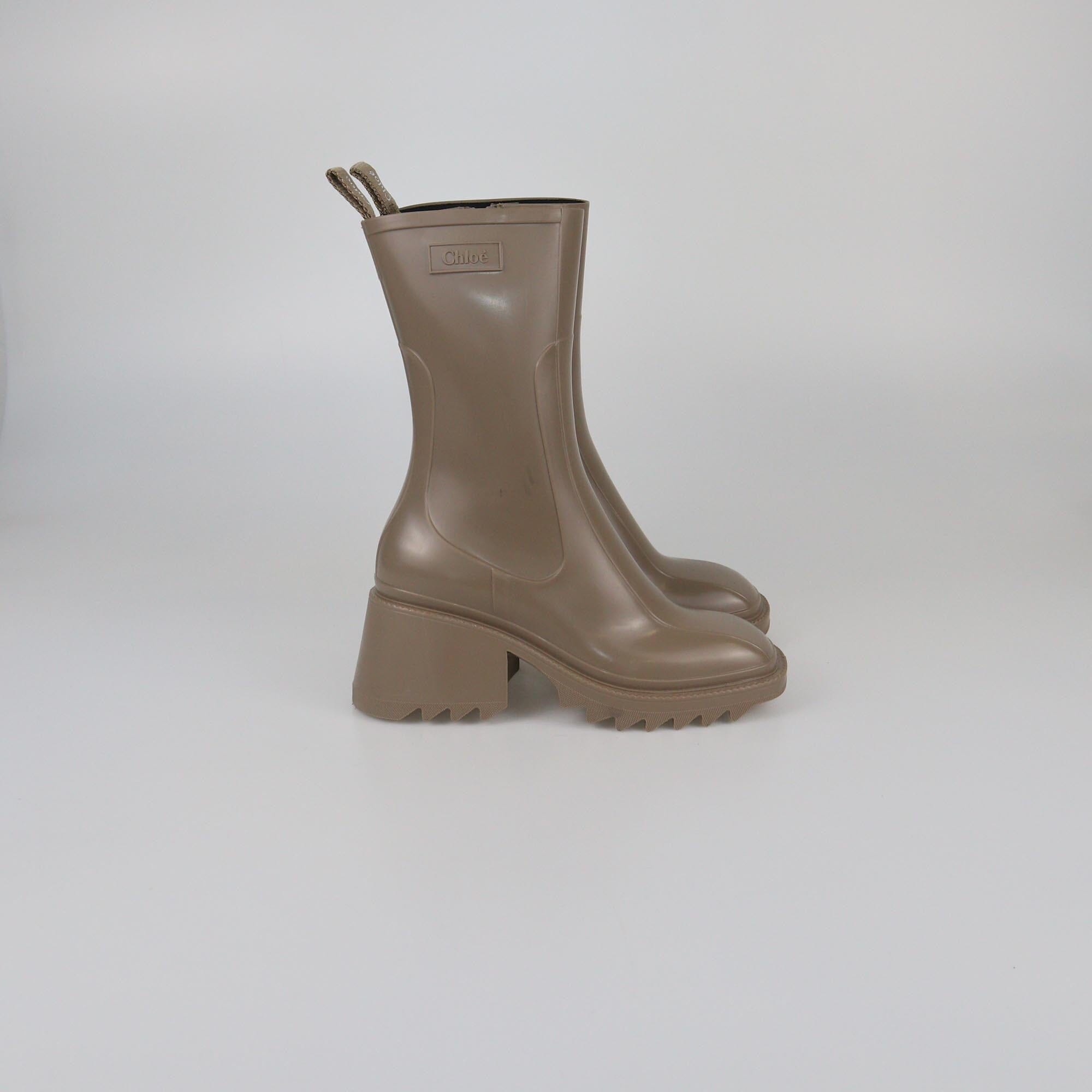 Chloe Beige Betty Rain Boots Womens Chloe