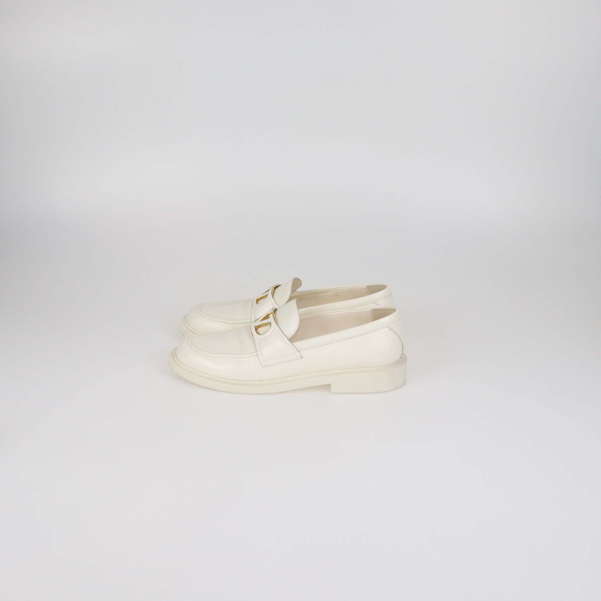 Valentino Off White Leather VLogo Signature Loafers