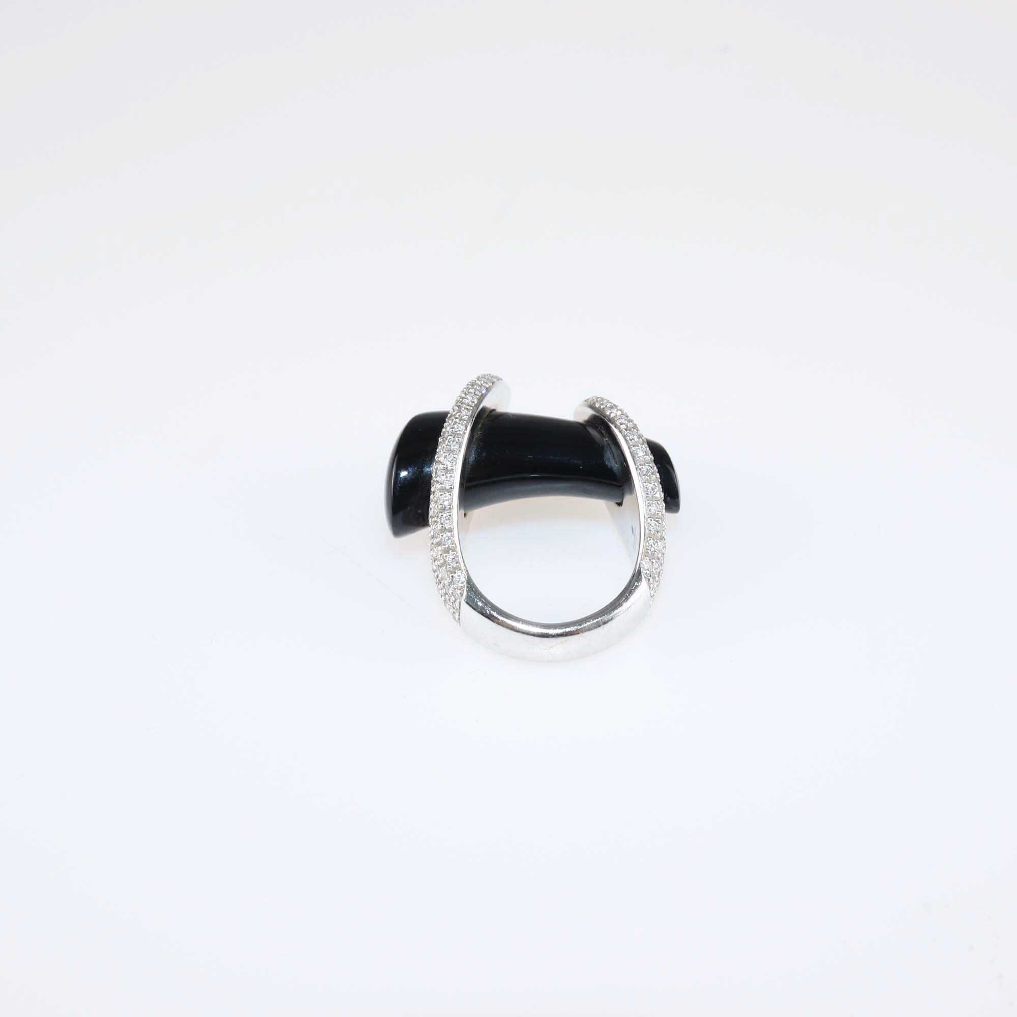 Gucci White Gold Onyx & Diamond Pavé Horsebit Ring & Necklace Fine Jewellery Gucci