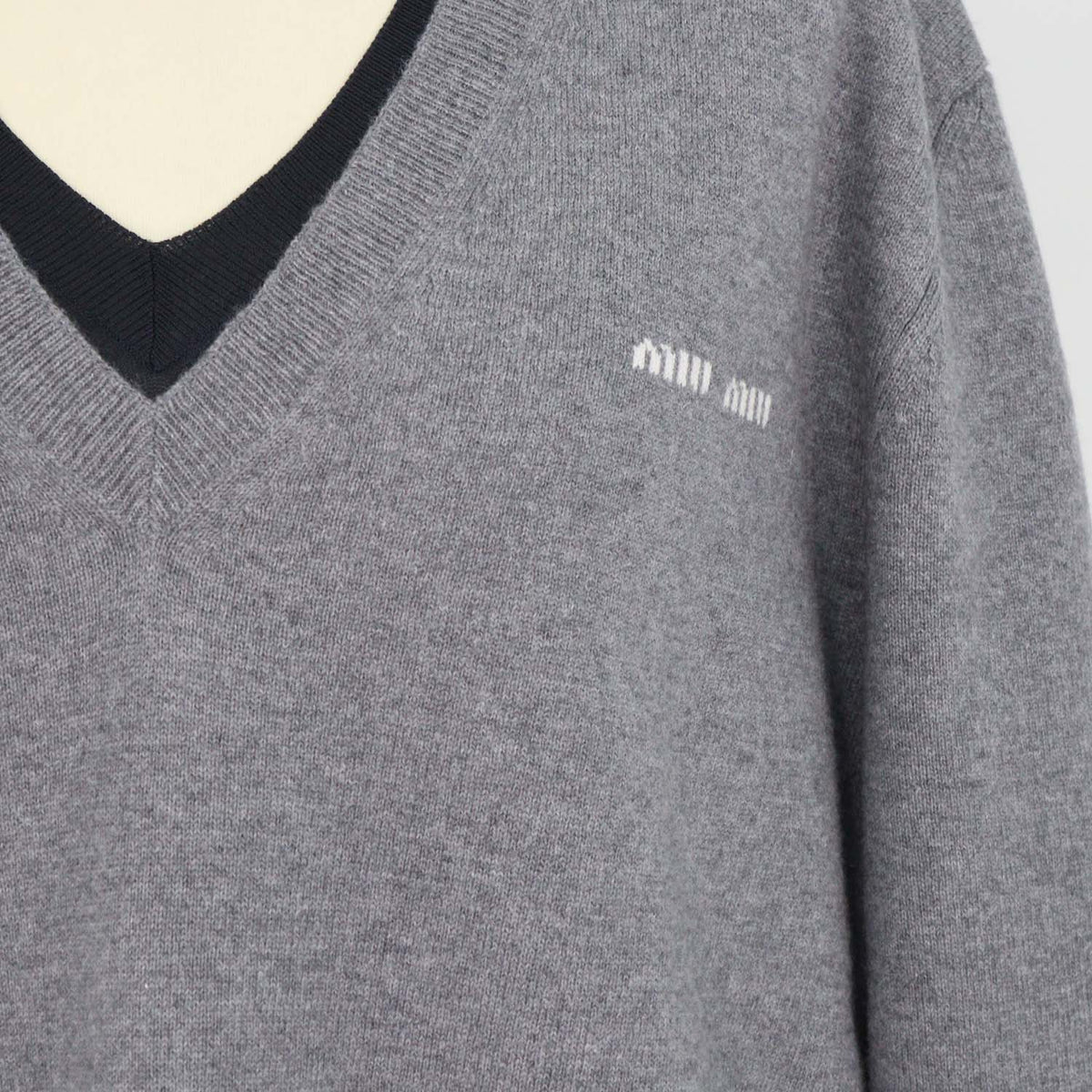 Miu Miu Grey,Navy Blue Cashmere and Silk V Neck Sweater