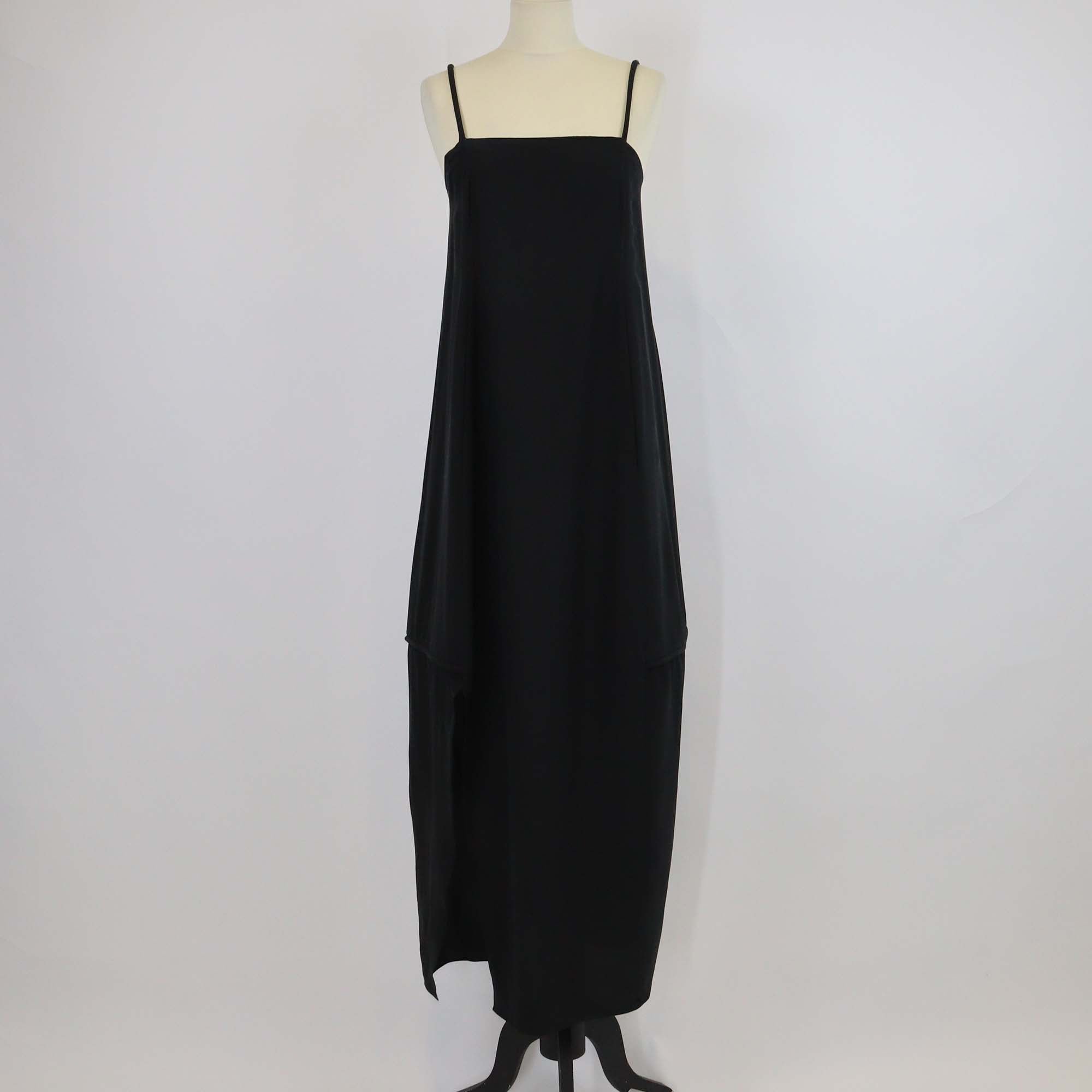 Beira Black Cotton Square Neckline Sleeveless Dress