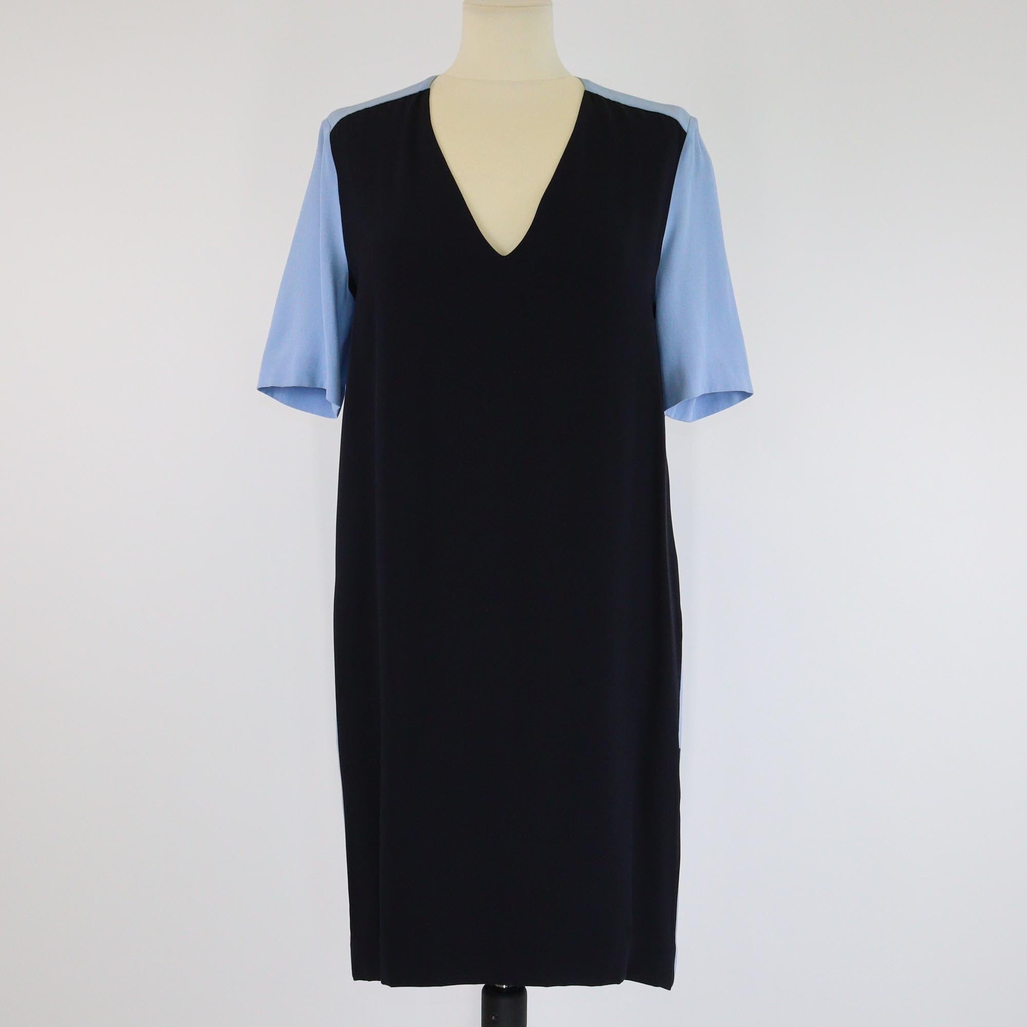 Victoria Beckham Two Tone V Neck Short Sleeve Mini Dress Womens Victoria Beckham