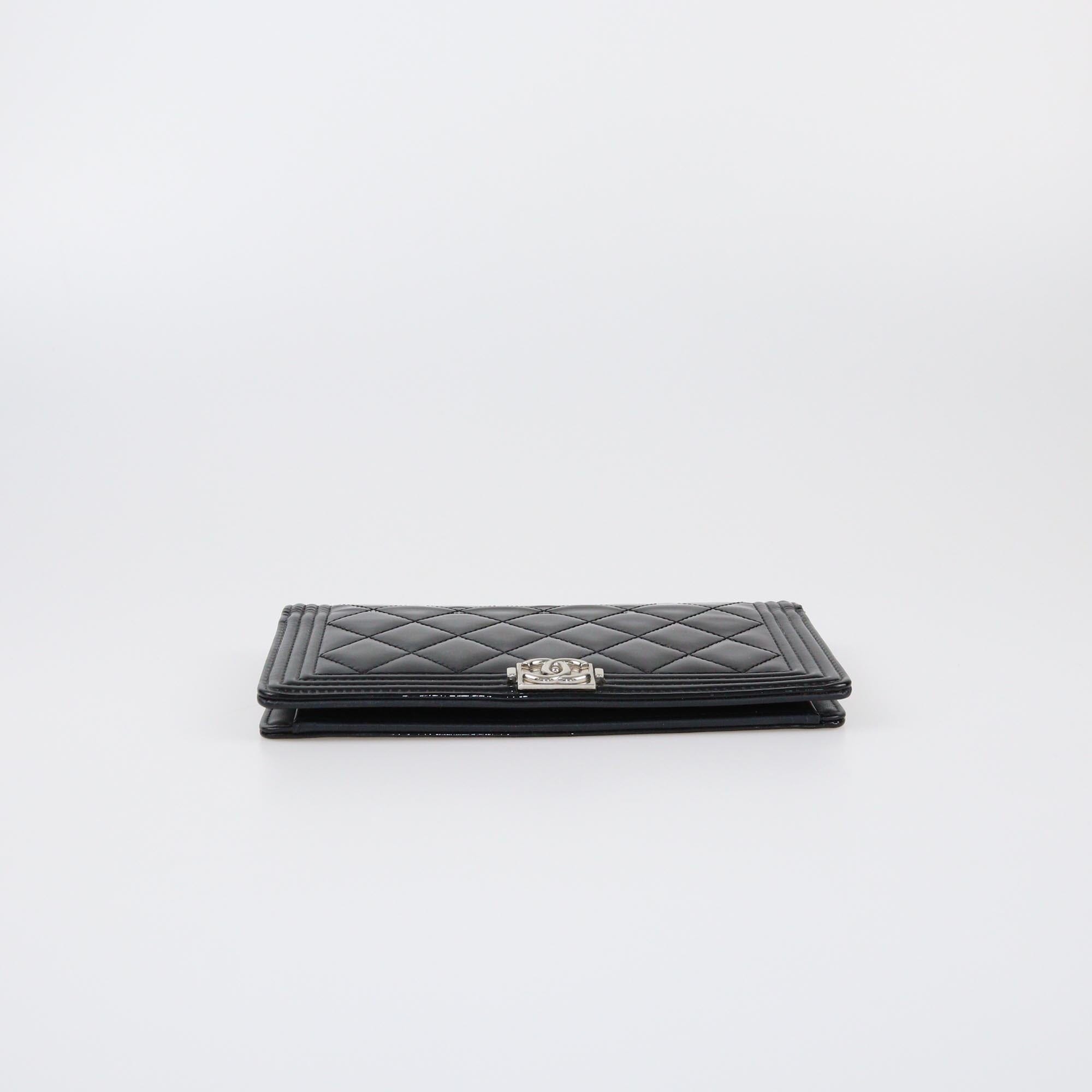 Chanel Black Quilted Patent Boy Yen Continental Wallet Womens Chanel