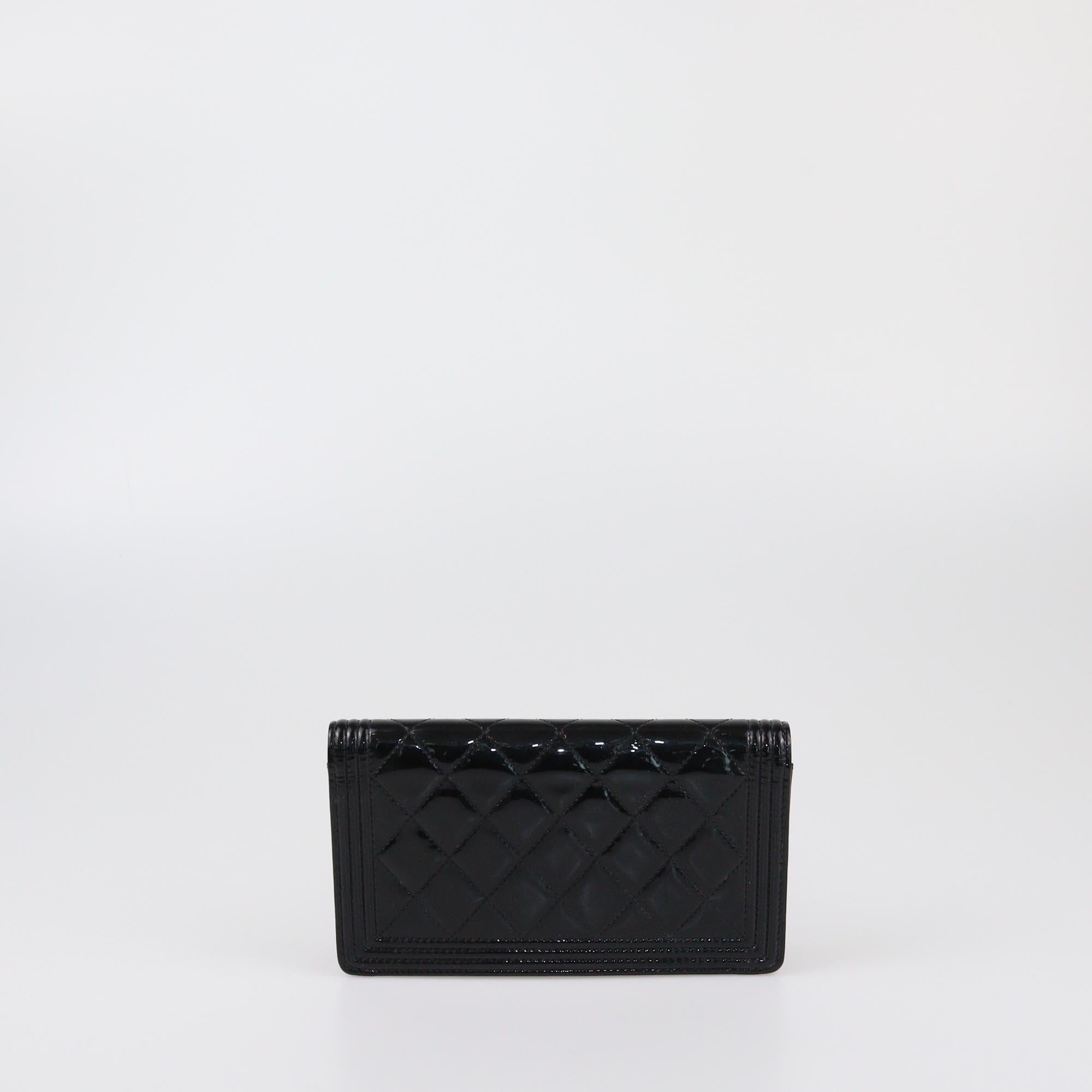 Chanel Black Quilted Patent Boy Yen Continental Wallet Womens Chanel
