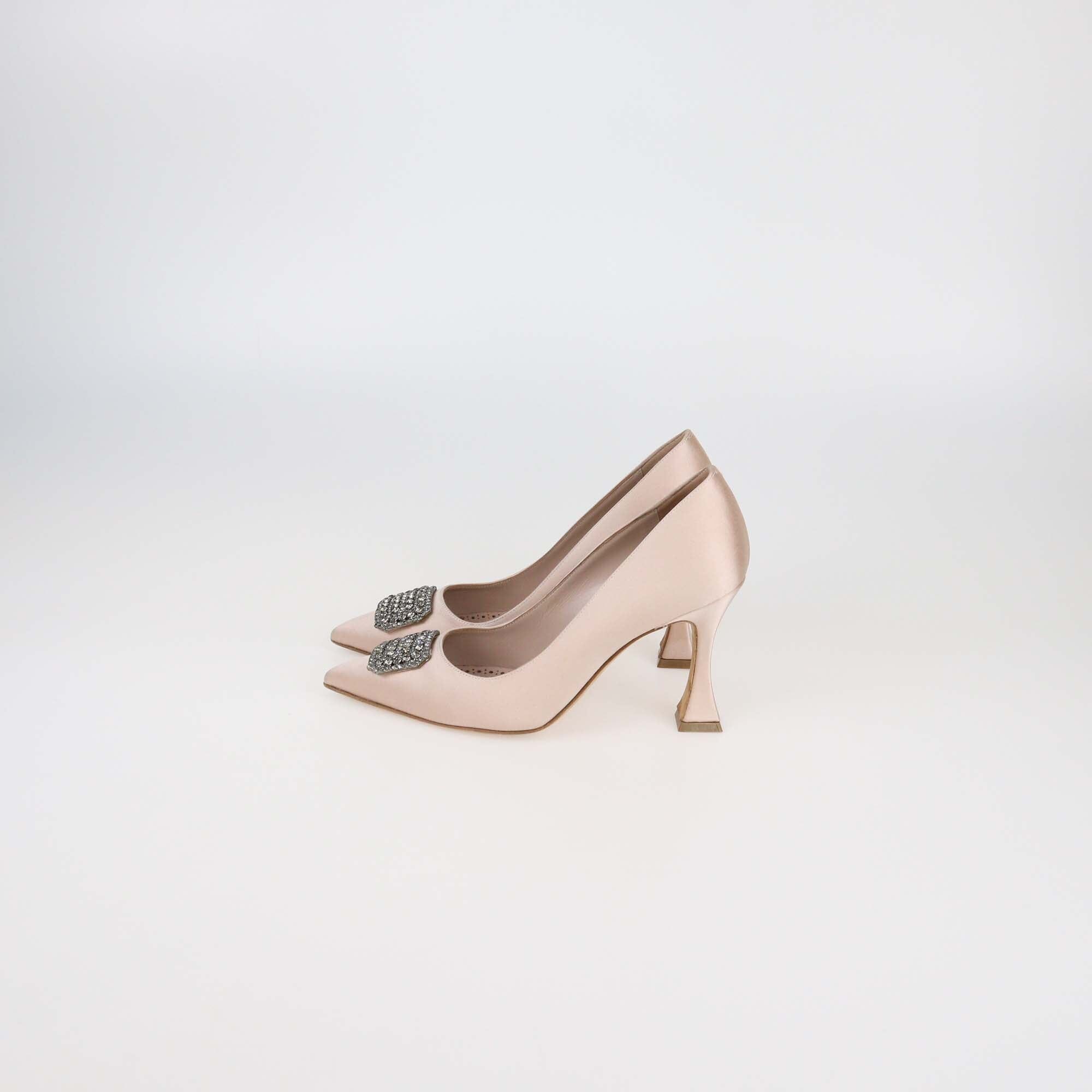 Manolo Blahnik Blush Pink Satin Crystal Floritanuhi Pumps Womens Manolo Blahnik