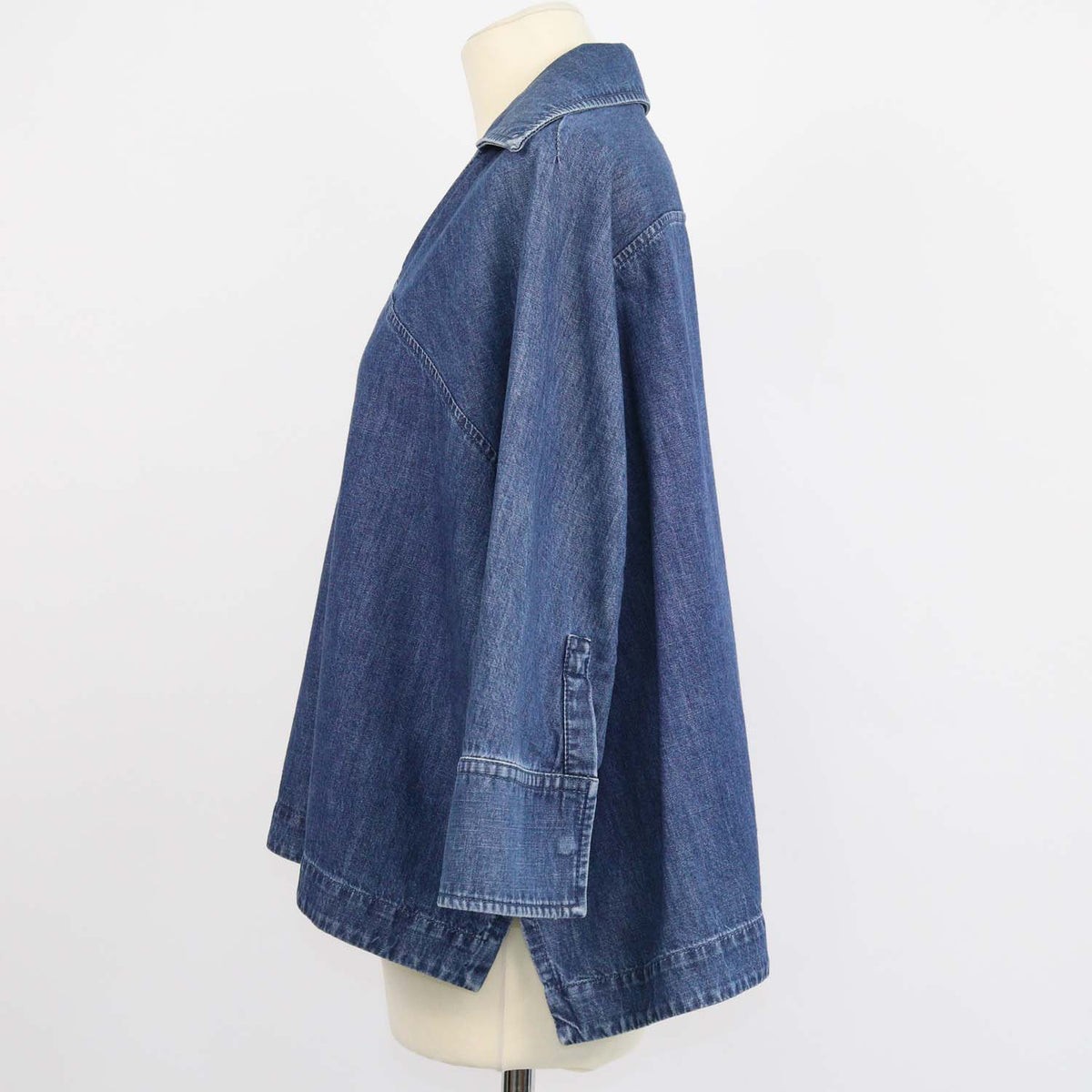 Valentino Blue Denim V-Neck Three-Quarter Sleeve Top
