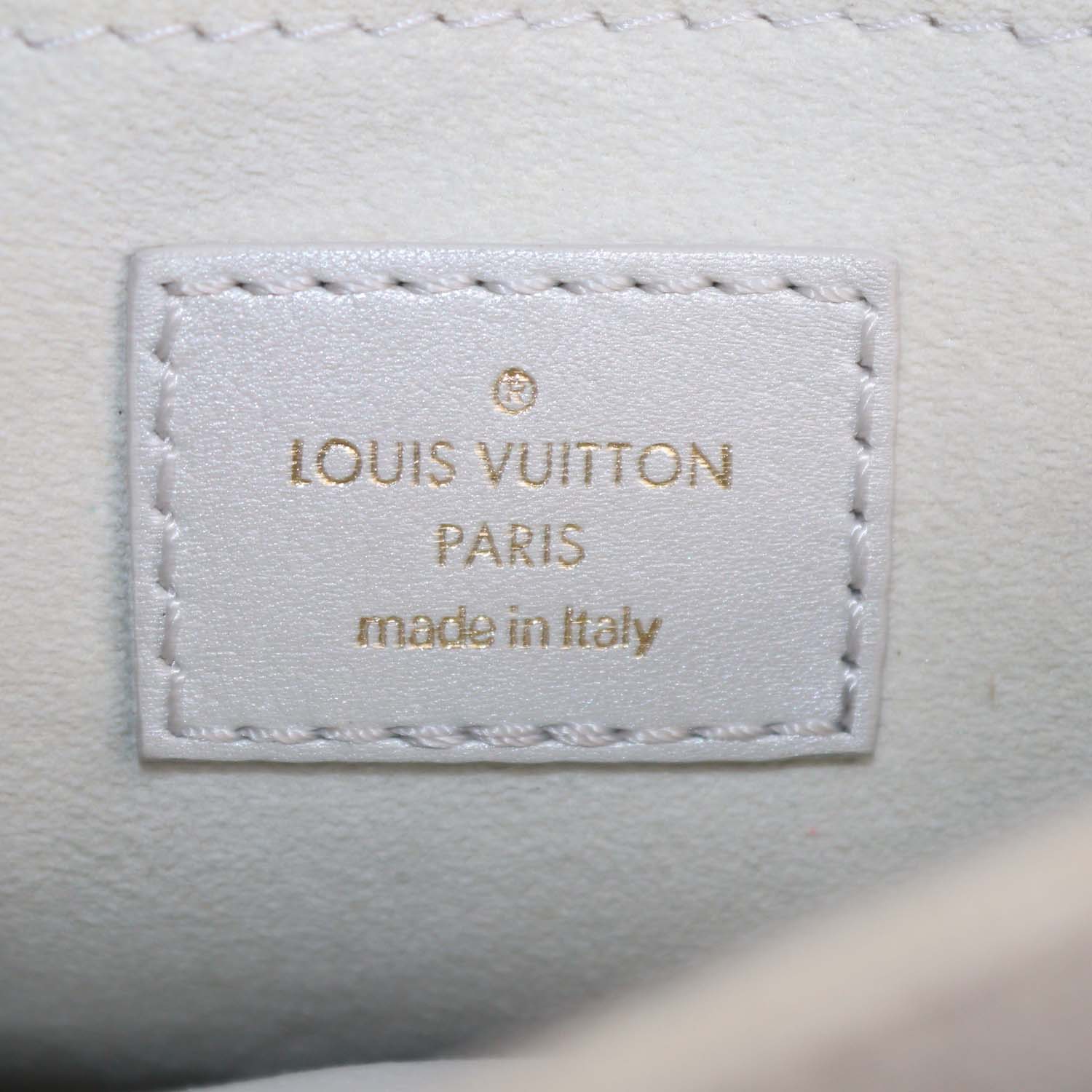 Louis Vuitton Pearl White Leather New Wave PM Chain Bag