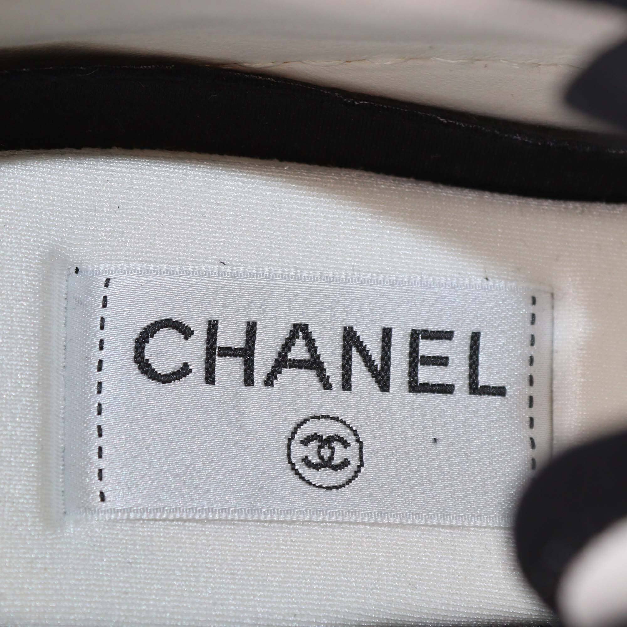 Chanel Black/White Leather and Fabric CC Low Top Sneakers Womens Chanel