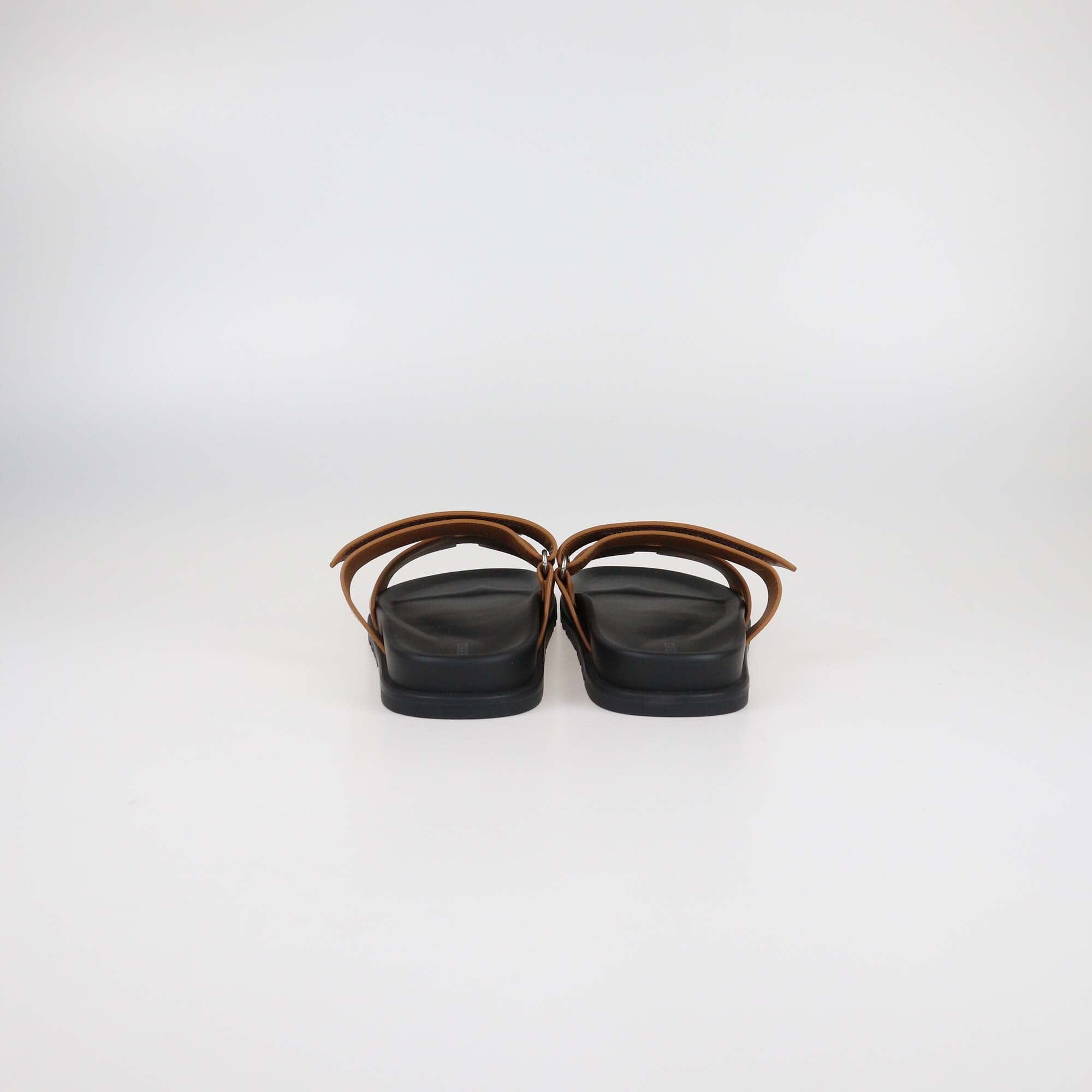 Hermès Brown Leather Chypre Flat Sandals Mens Hermes