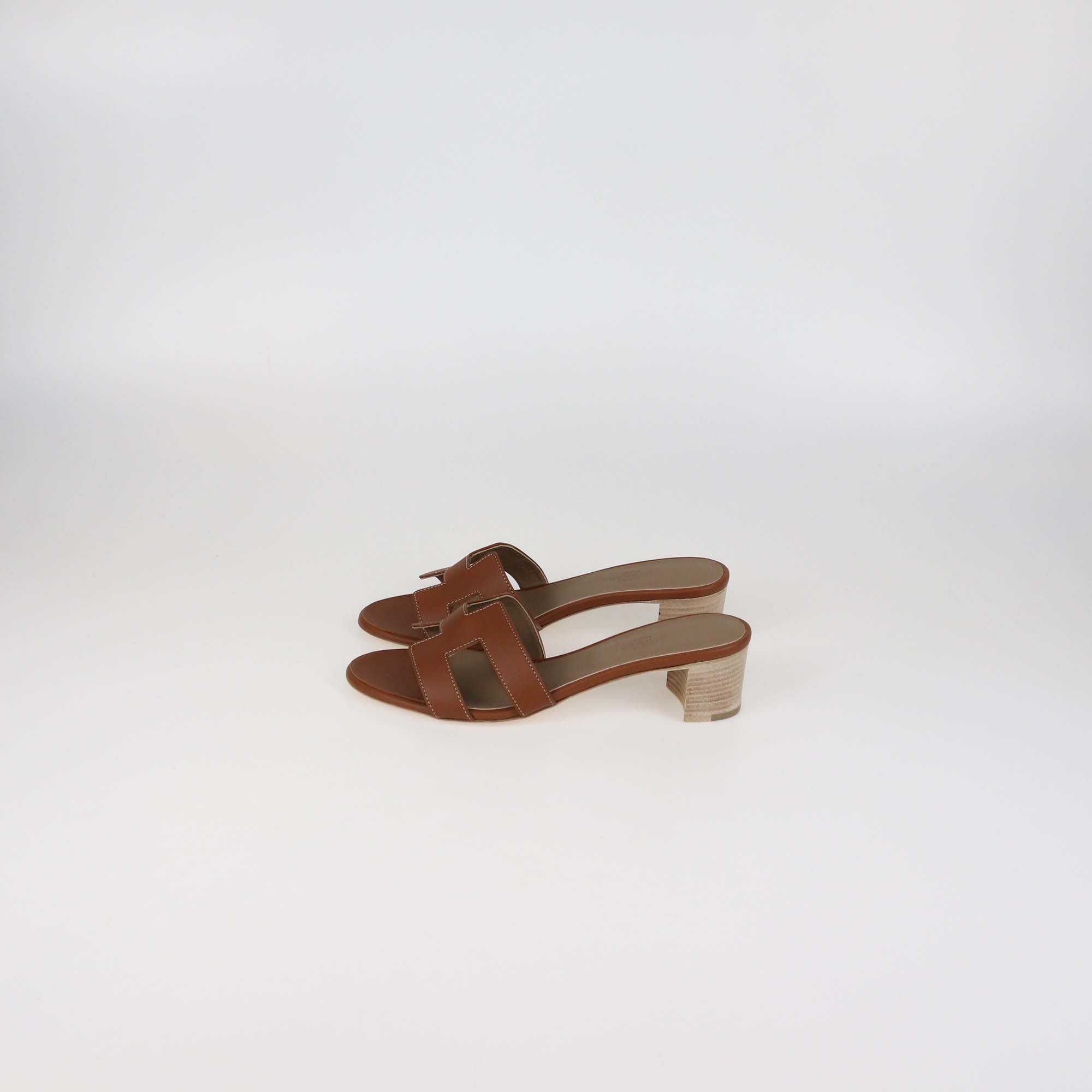 Hermes Gold Leather Oasis Sandals