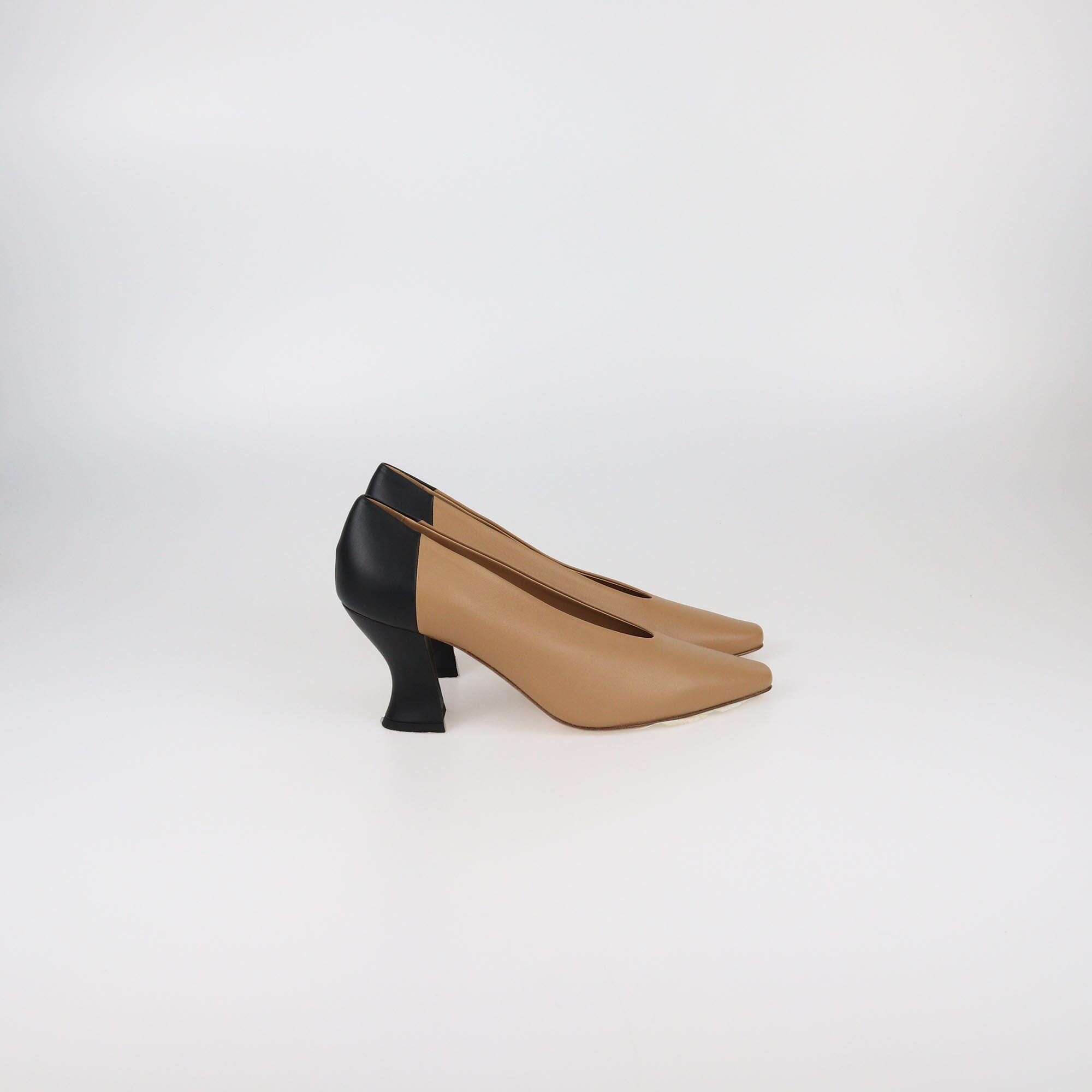 Bottega Veneta Beige/Black Almond Toe Pumps Womens Bottega Veneta