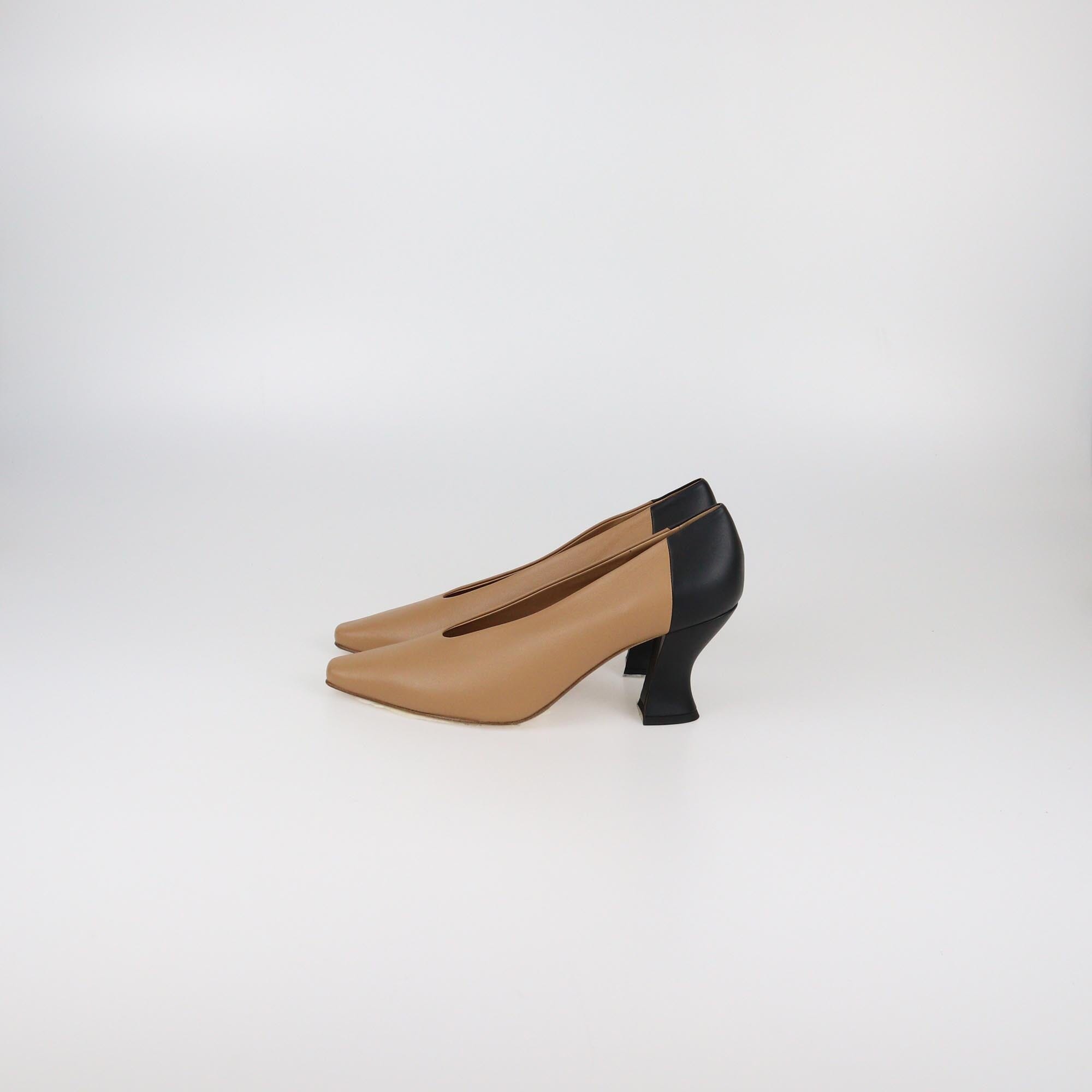 Bottega Veneta Beige/Black Almond Toe Pumps Womens Bottega Veneta
