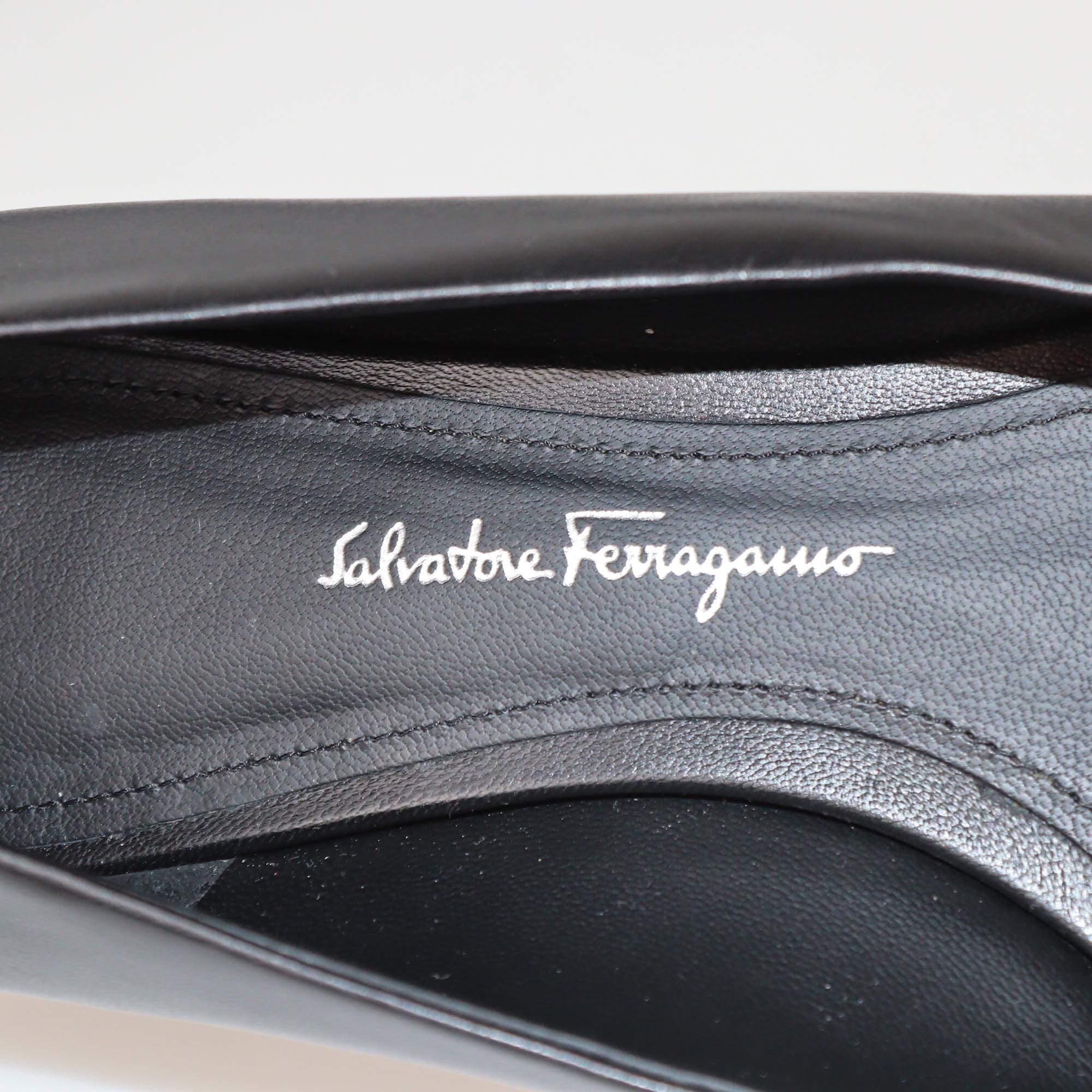 Salvatore Ferragamo Black Viva Bow Pointed Toe Pumps Womens Salvatore Ferragamo