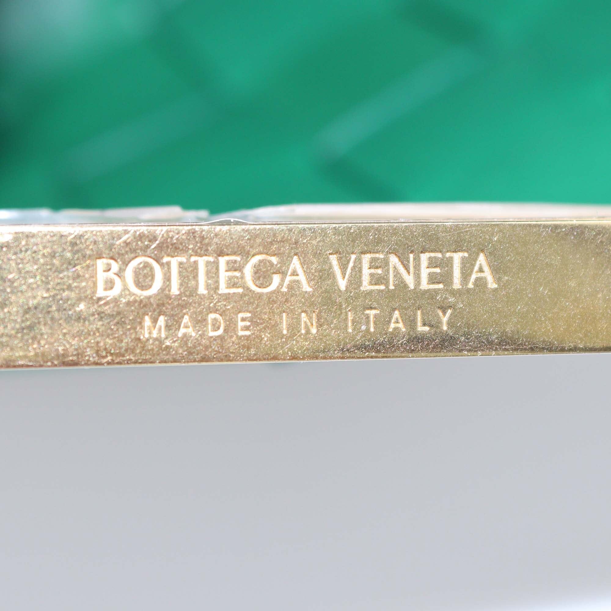 Bottega Veneta Green Intreccio The Snap Pouch Womens Bottega Veneta