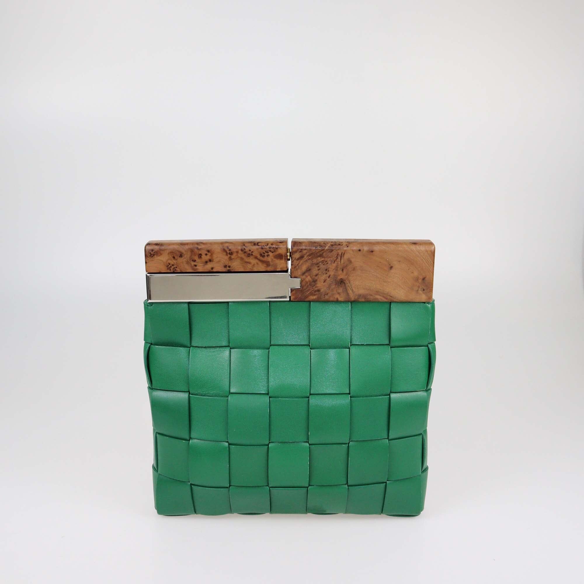Bottega Veneta Green Intreccio The Snap Pouch Womens Bottega Veneta
