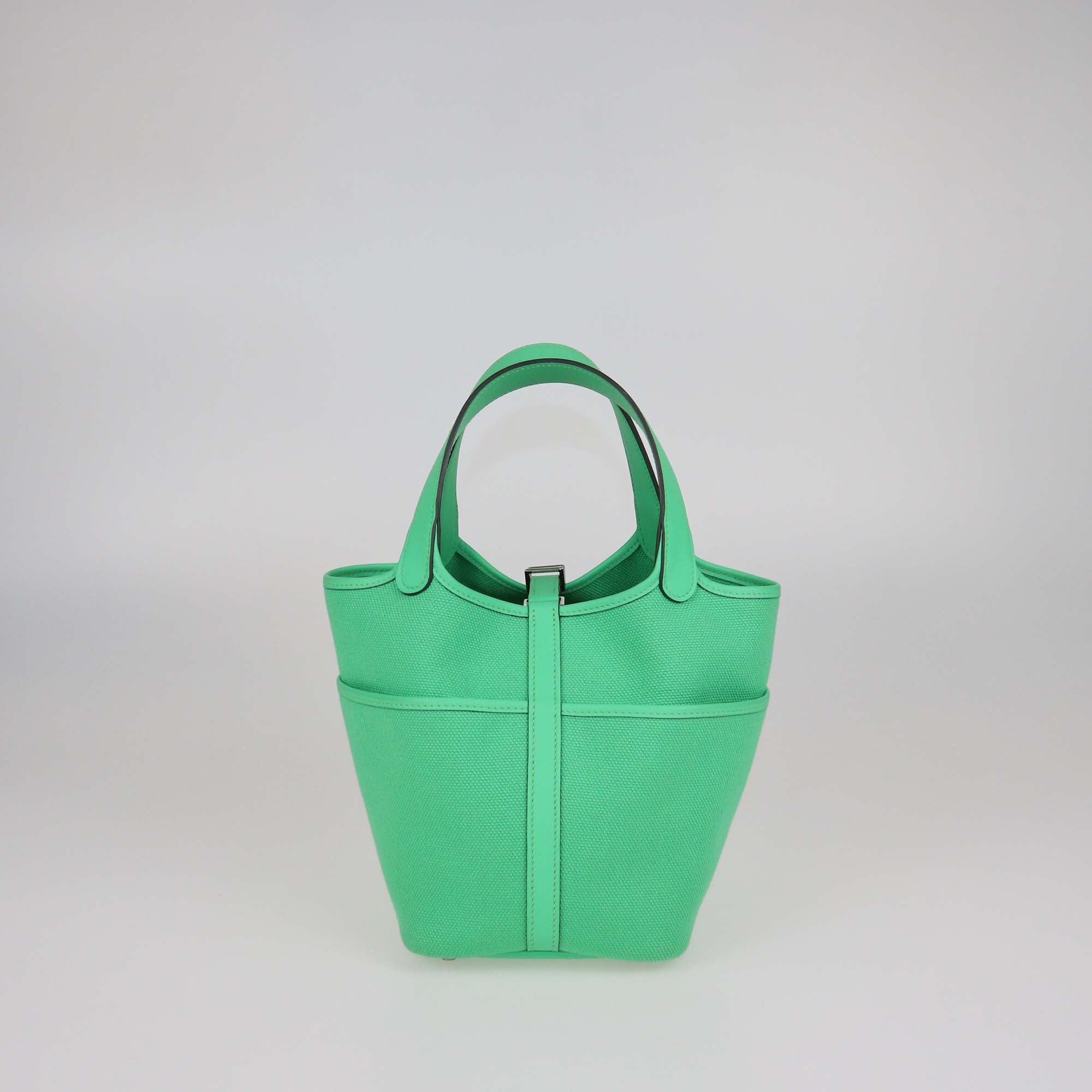 Hermes Vert Toile Geoland and Swift Leather Cargo Comics Picotin 18 Bag