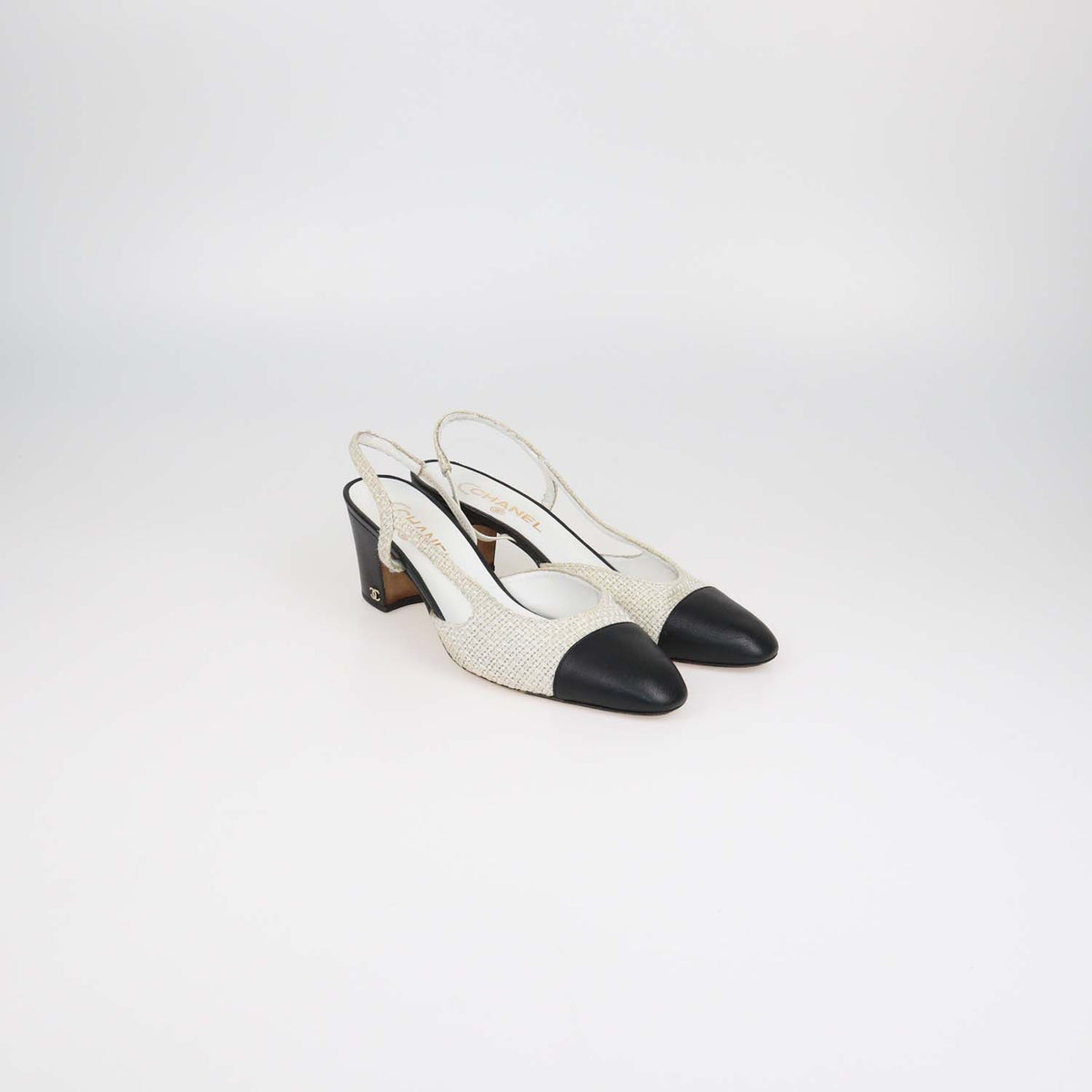 Chanel White,Black Tweed and Leather Cap Toe Slingback Pumps