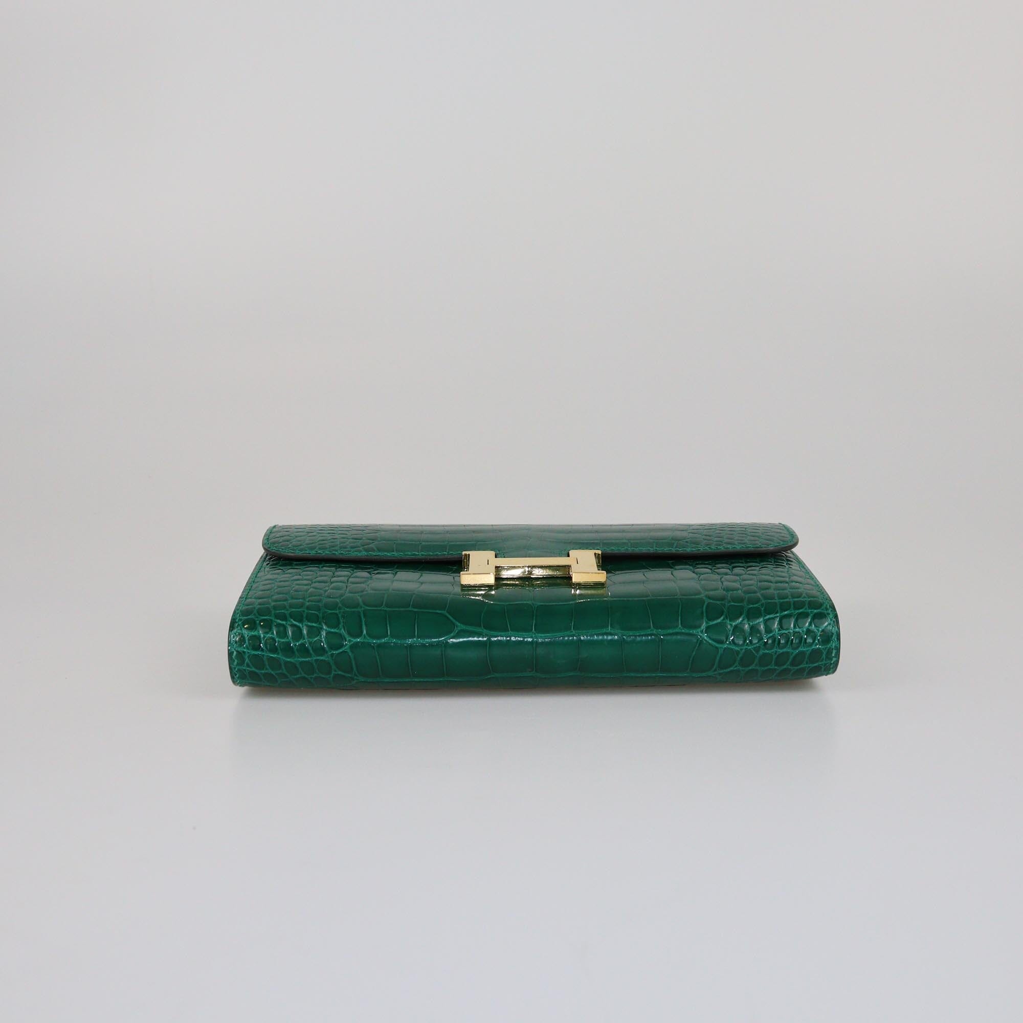 Hermes Vert Emeraude Shine Mississippi Alligator Long Constance Wallet Womens Hermes