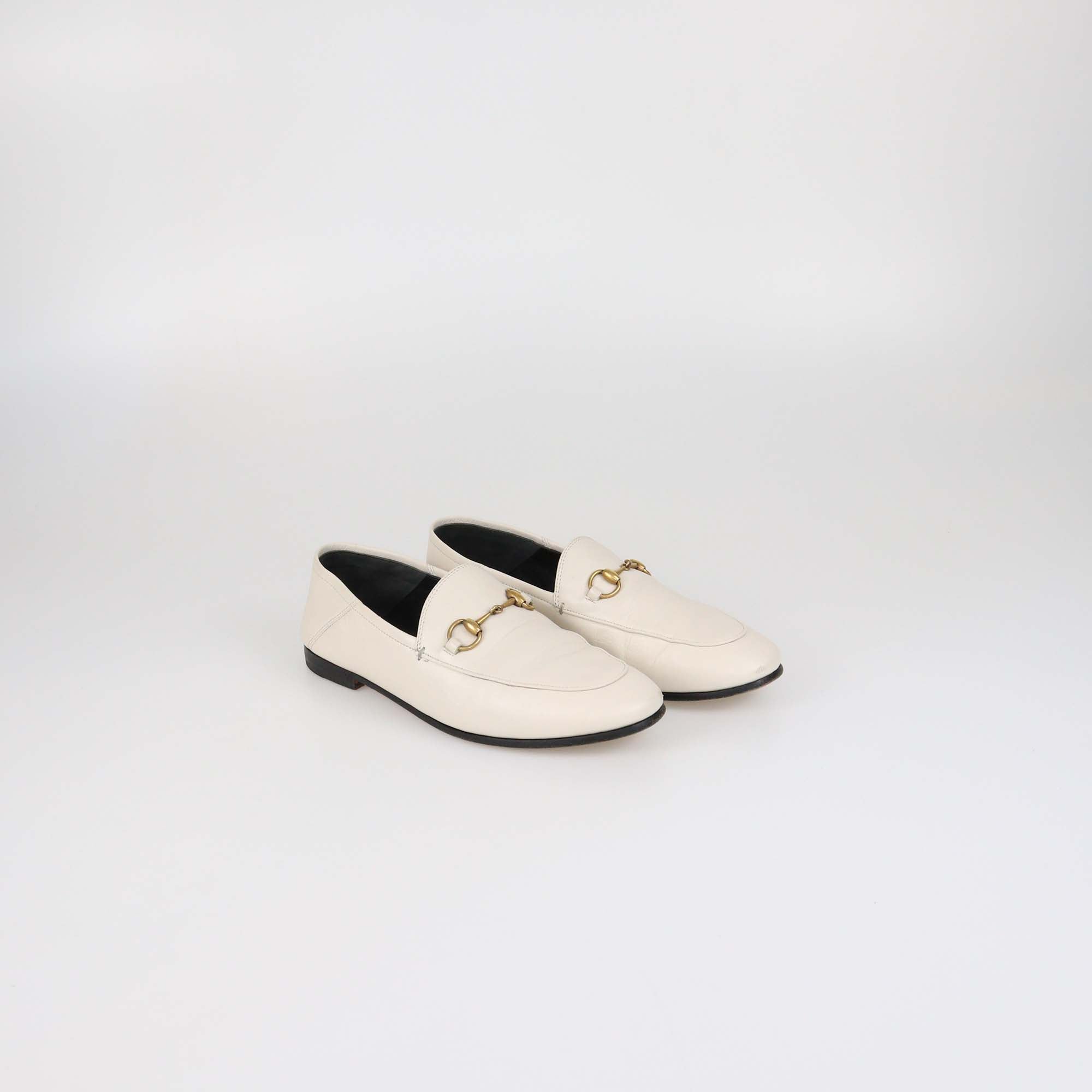 Gucci Off White Leather Foldable Slim Horsebit Loafers