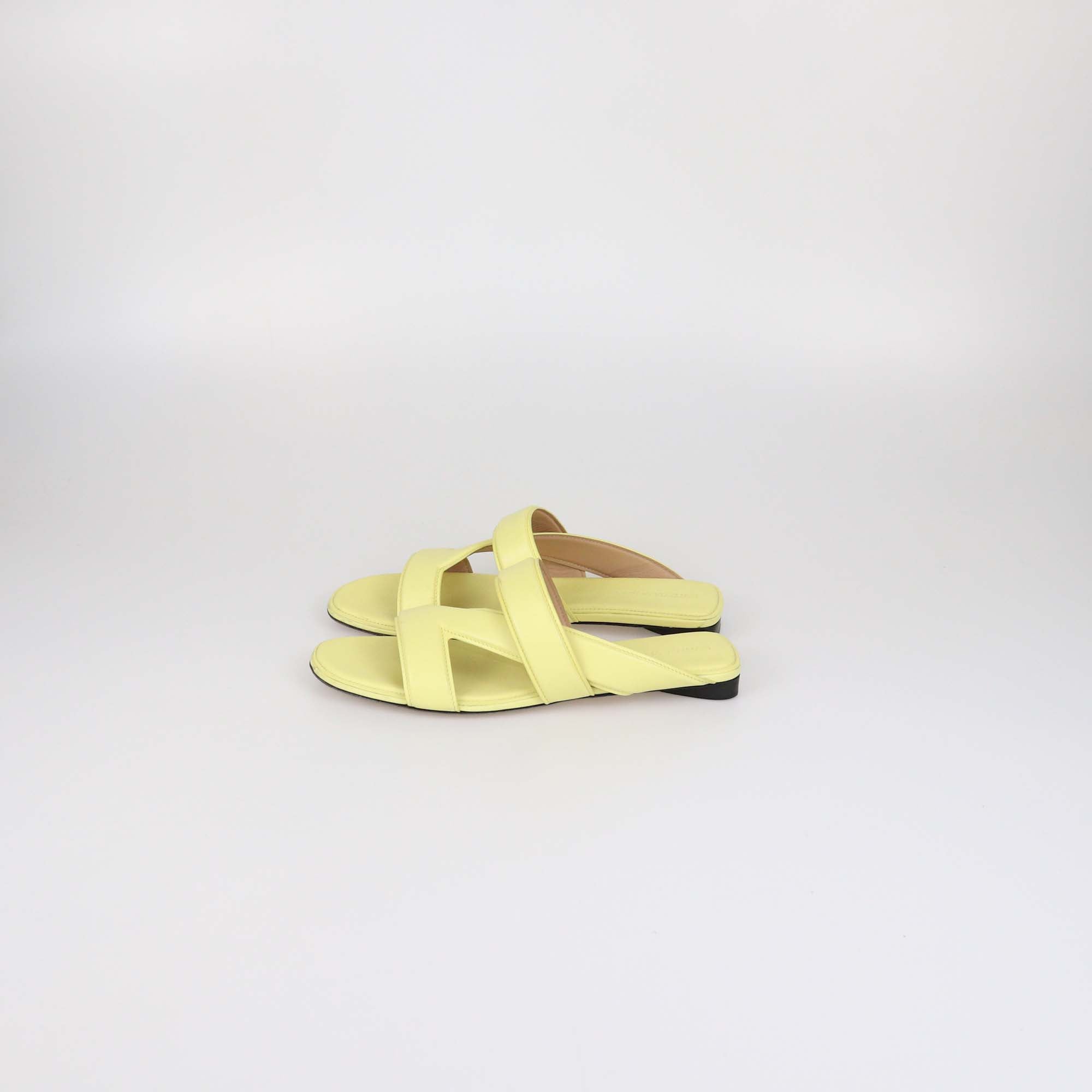 Bottega Veneta Lime Leather The Band Flat Slide