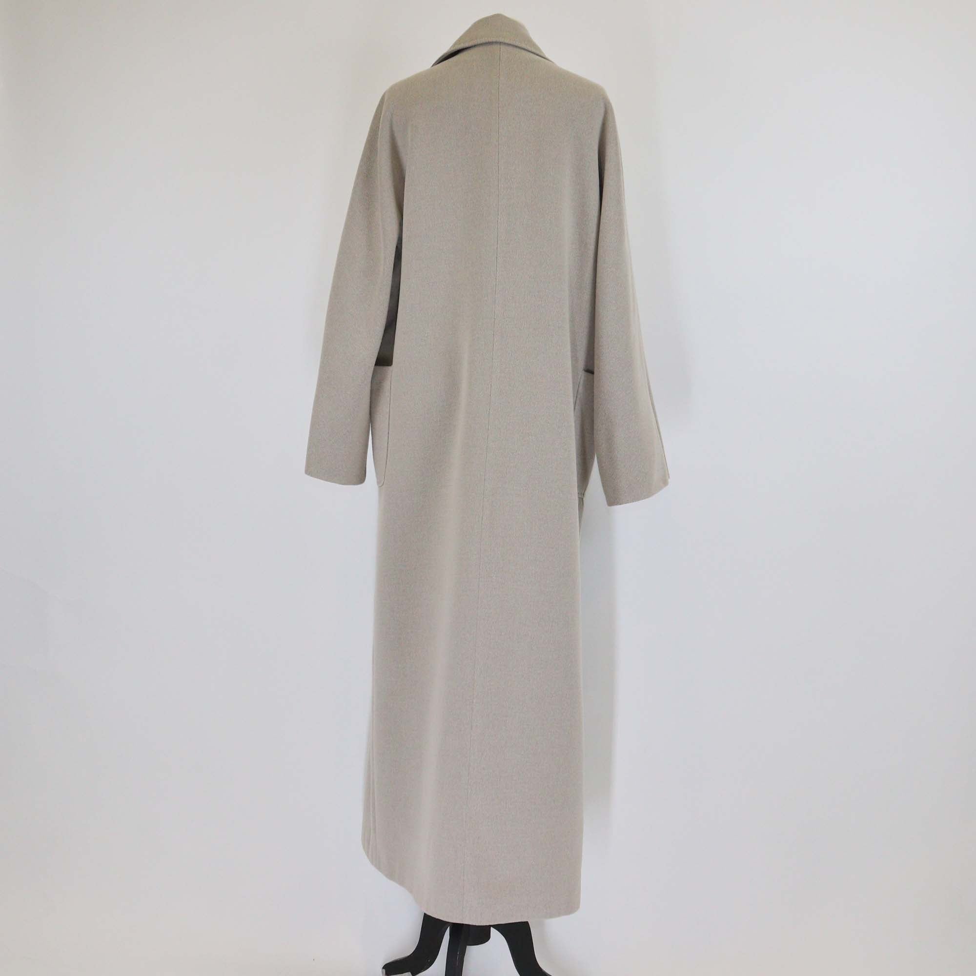 Shaky Grey Loro Piana Cashmere Blended Pocket Long Coat