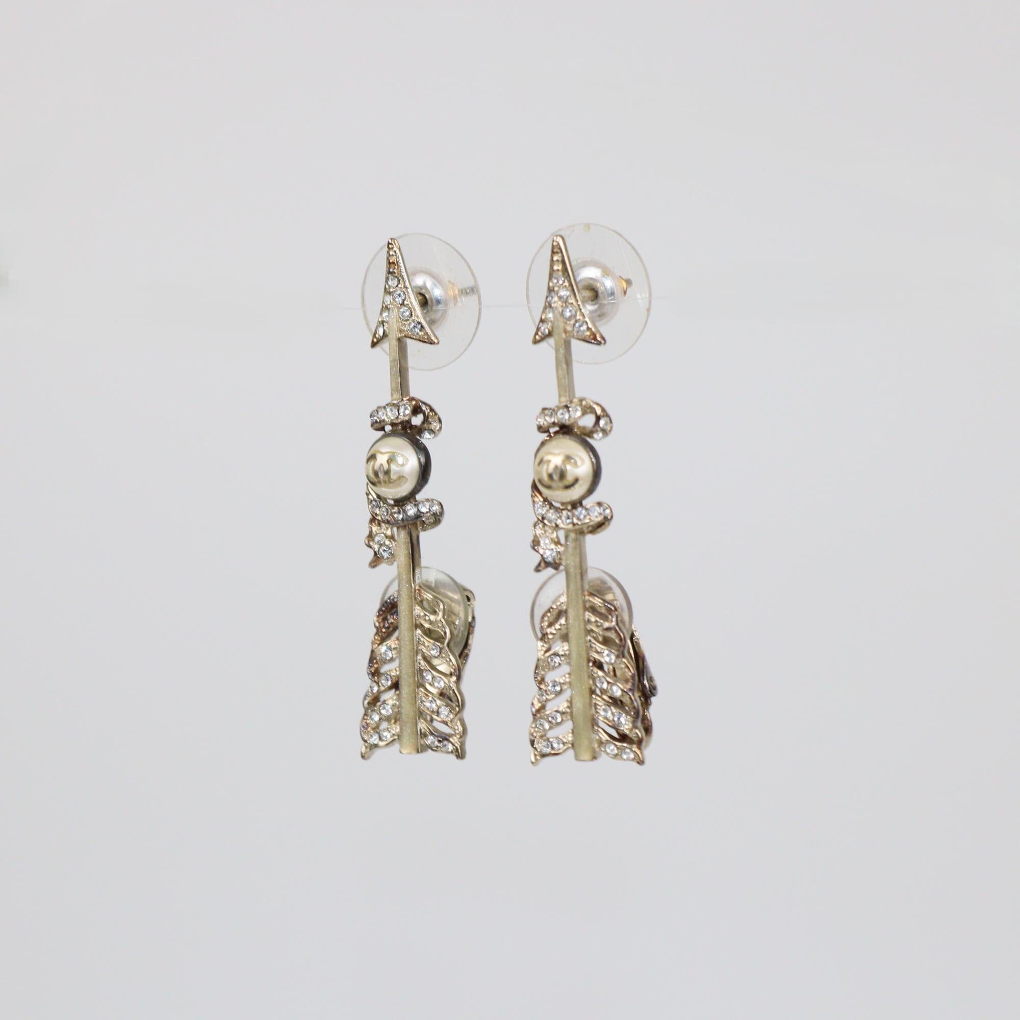 Chanel Gold Tone Metal Crystal & Faux Pearl CC Arrow Earrings Womens Chanel