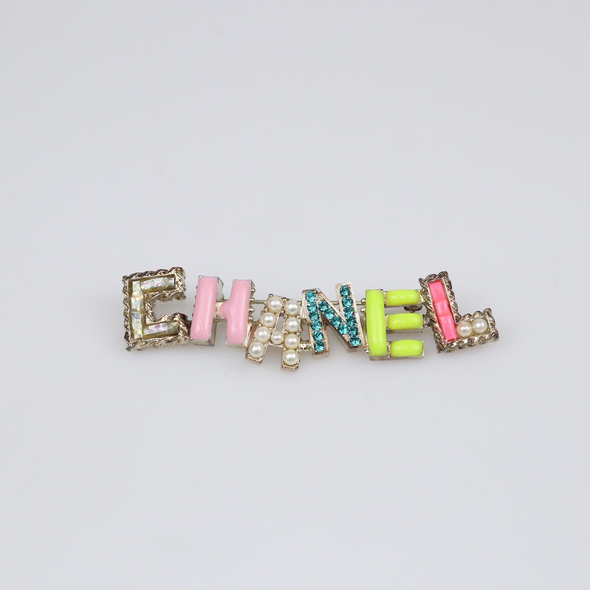 Chanel Gold Tone Metal/Multicolor Chanel Brooch Womens Chanel