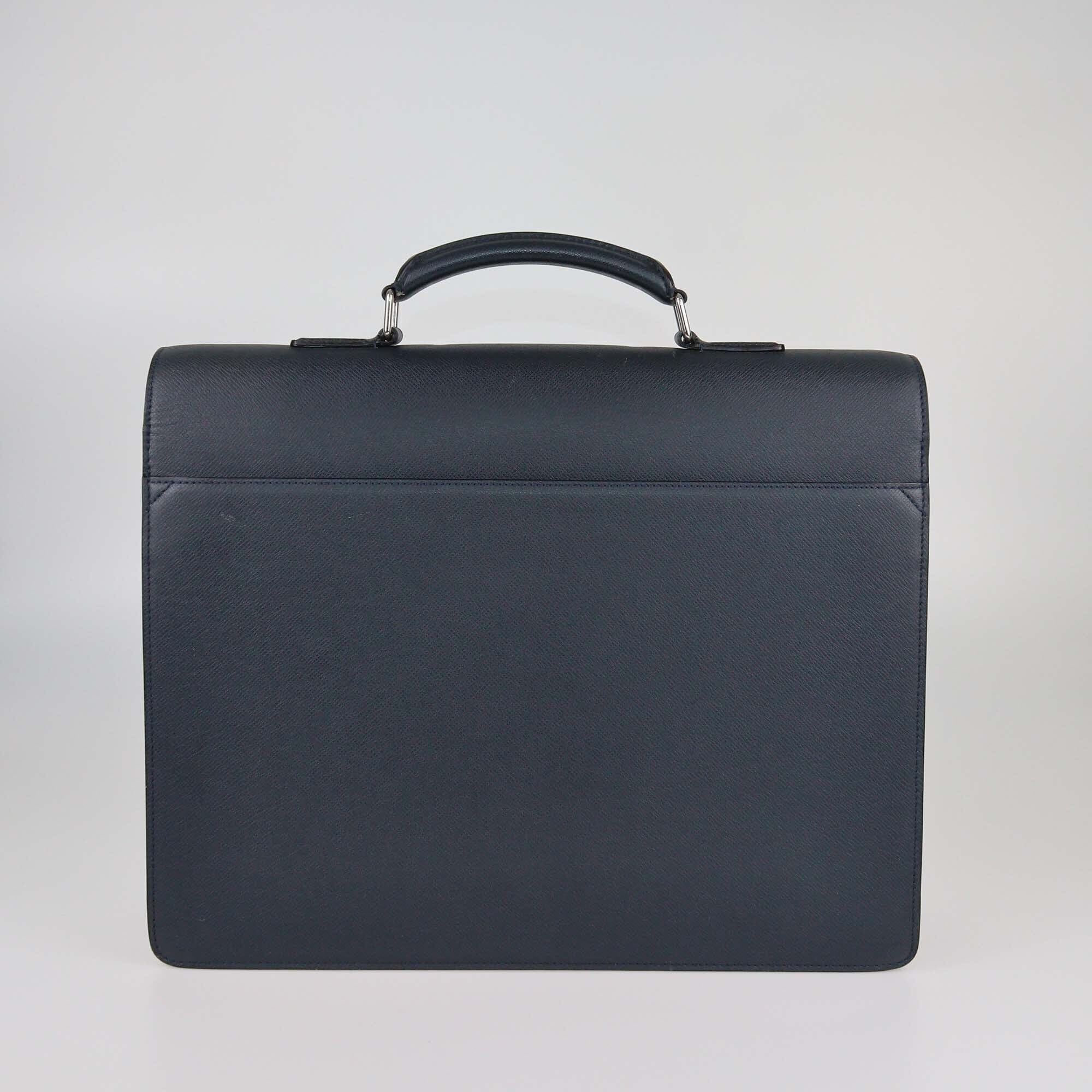 Louis Vuitton Black Taiga Neo Robusto 3 Briefcase Womens Louis Vuitton