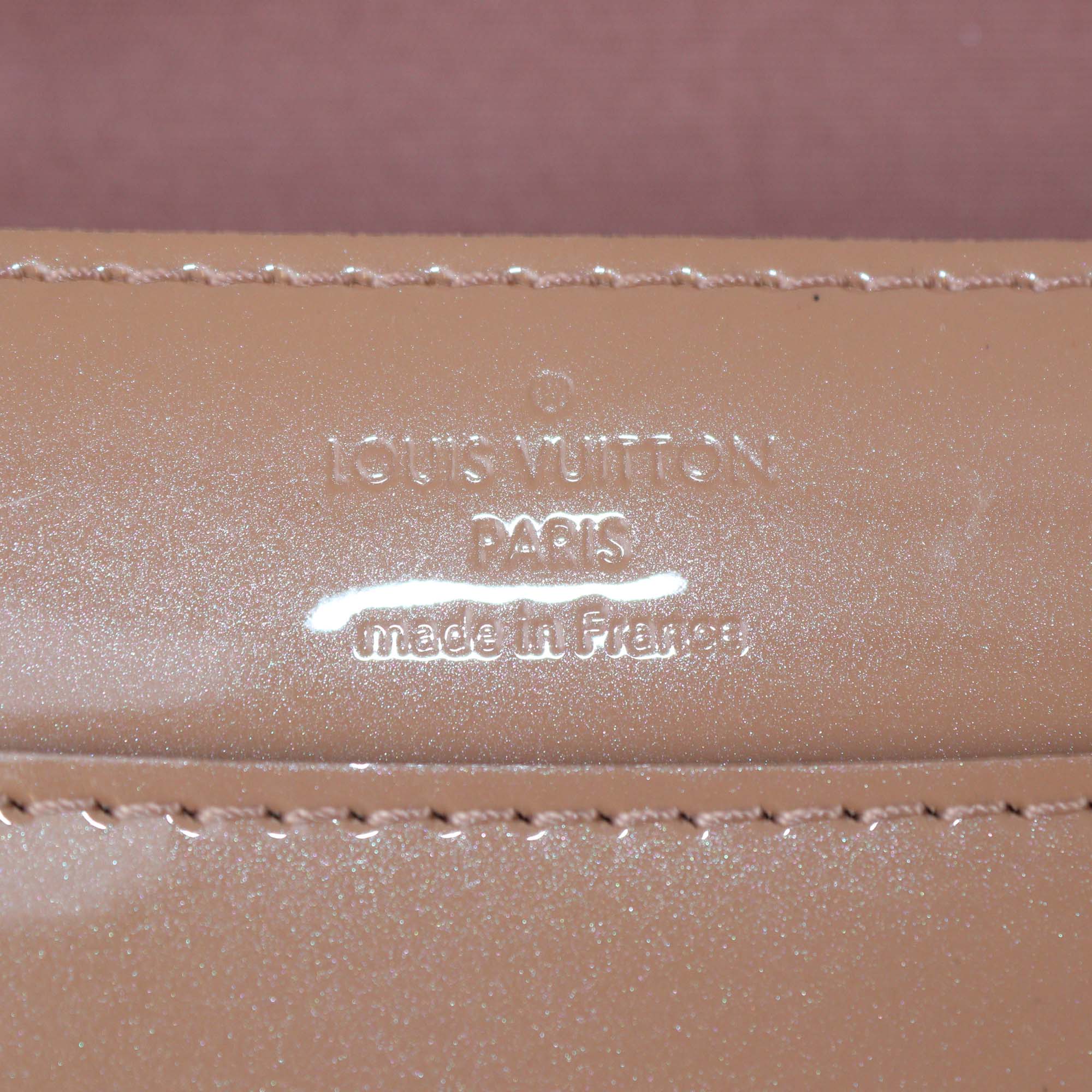 Louis Vuitton Rose Velours Vernis Louise Clutch