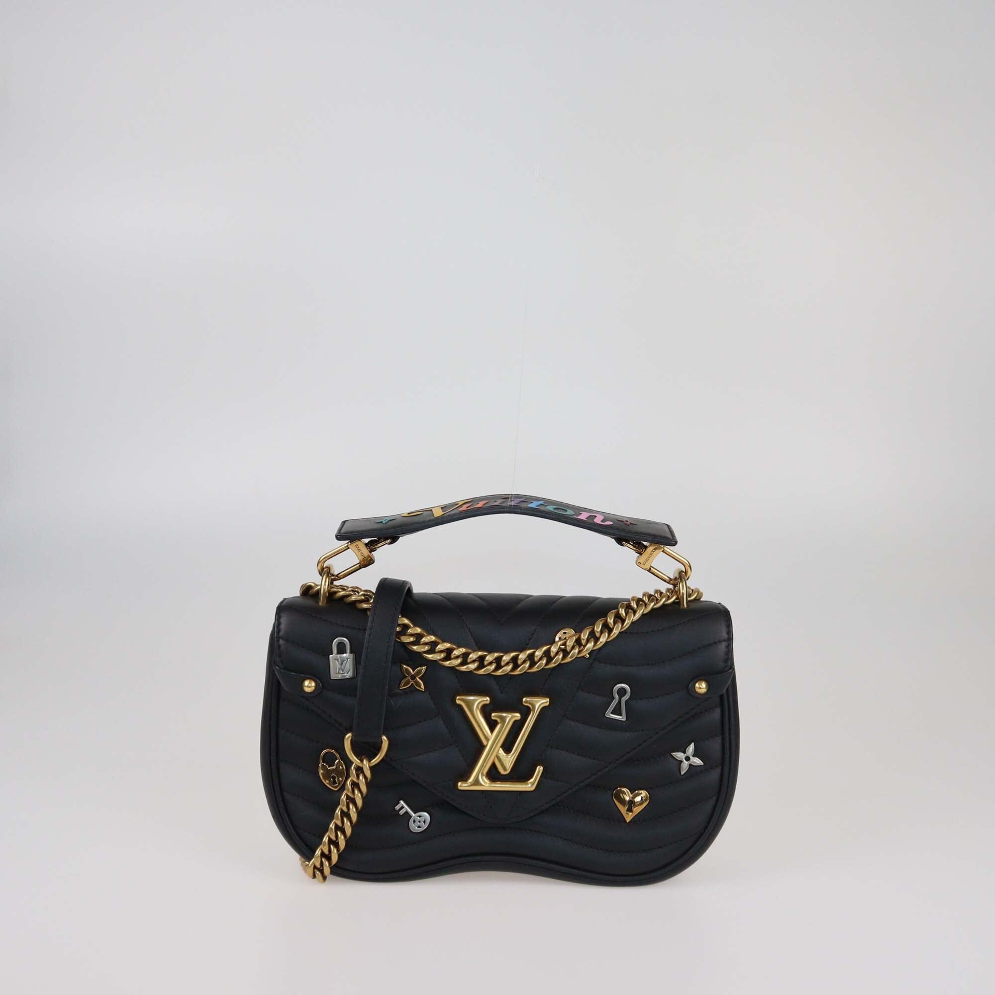 Louis Vuitton Black Quilted Love Lock New Wave Chain MM Bag Womens Louis Vuitton