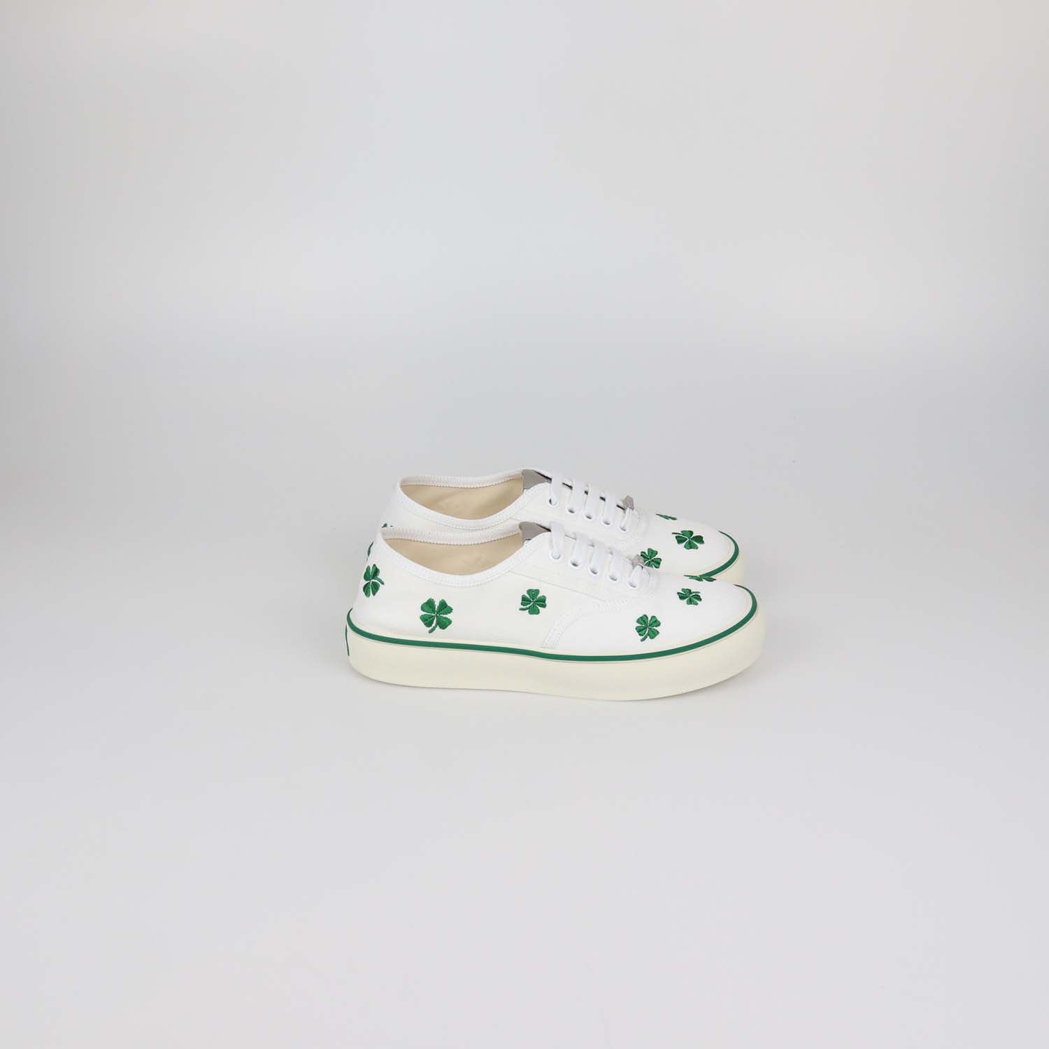 Christian Dior White/Green Canvas Clover Embroidered Saltwind Sneakers