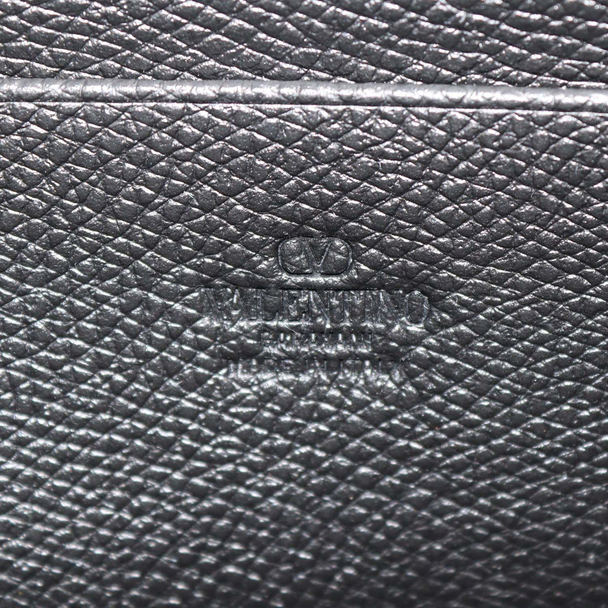 Vslentino Black Leather VLogo Signature Pouch
