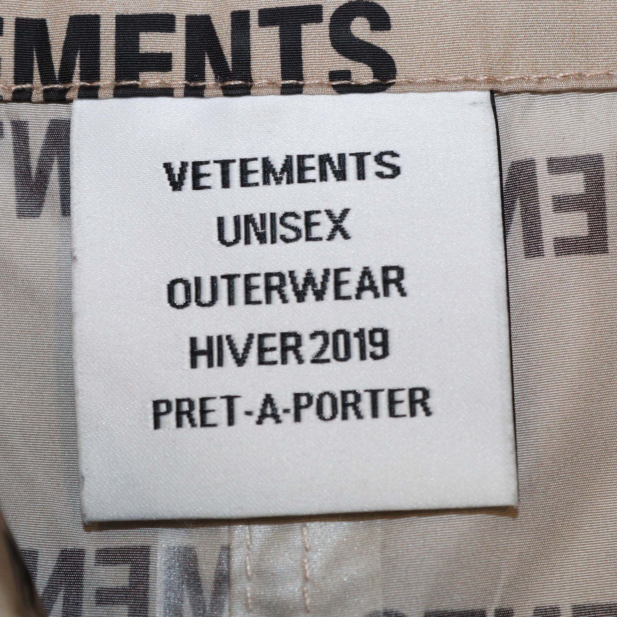 Vetements Beige Nylon Logo Print Long Sleeve Raincoat