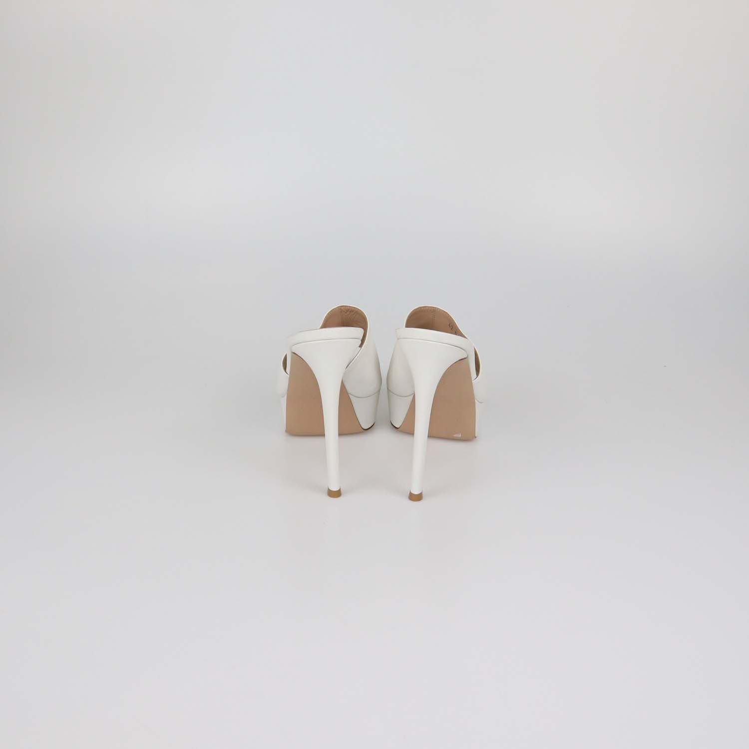 Gianvito Rossi White Leather Betty Platform Mules