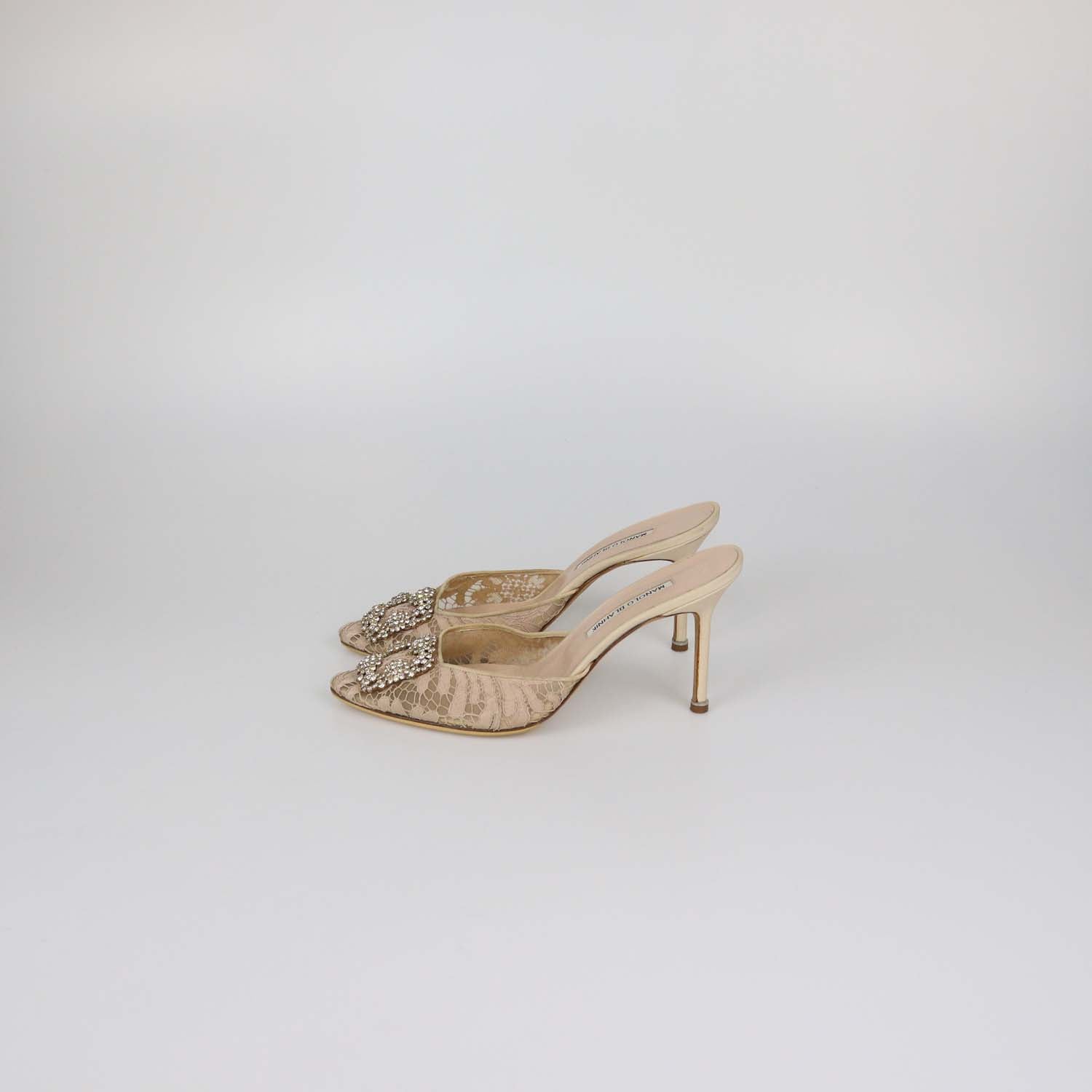 Manolo Blahnik Nude Lace Hangisi Crystal Mule