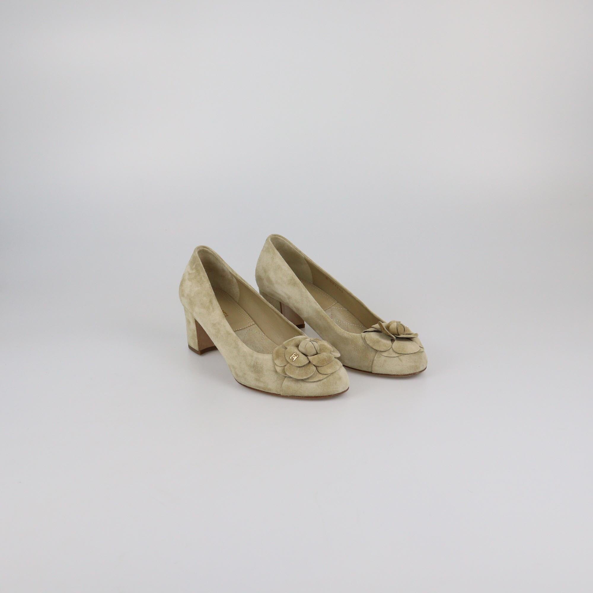 Chanel Beige CC Camellia Cap Toe Heel Pumps Womens Chanel