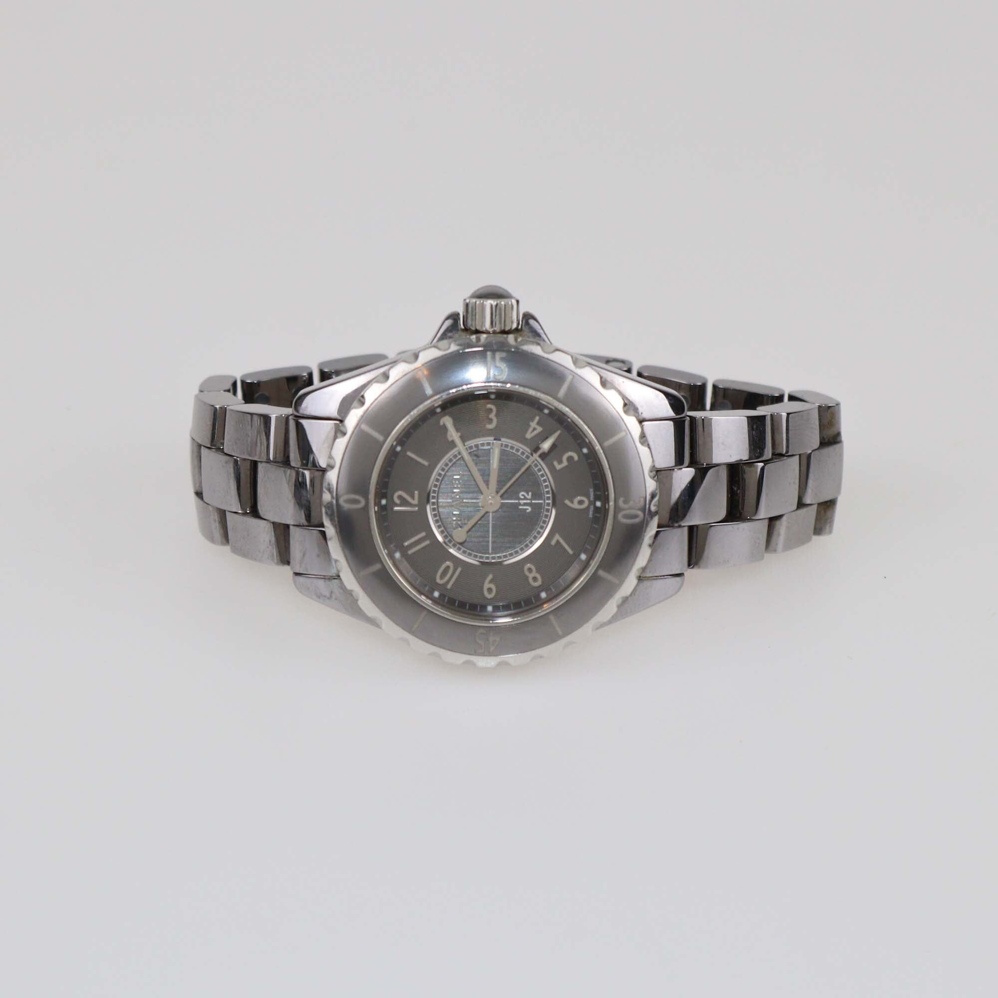 Chanel Grey High-Tech Ceramic Titanium J12 H2978 Quartz Women's Watch 33 mm Womens Chanel