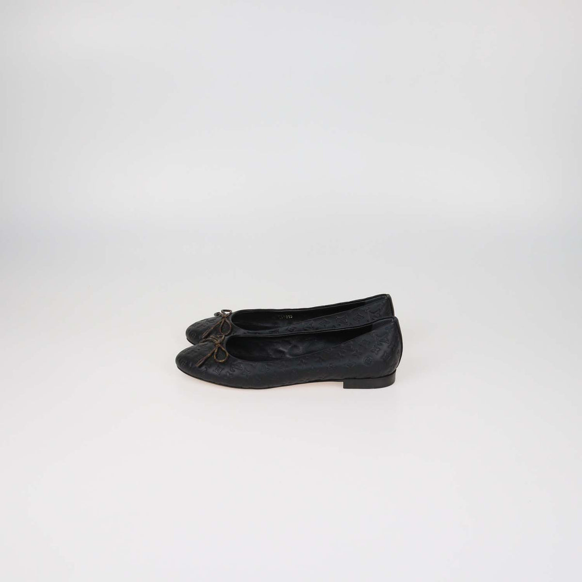 Louis Vuitton Black Monogram Leather Nina Ballerina Flats