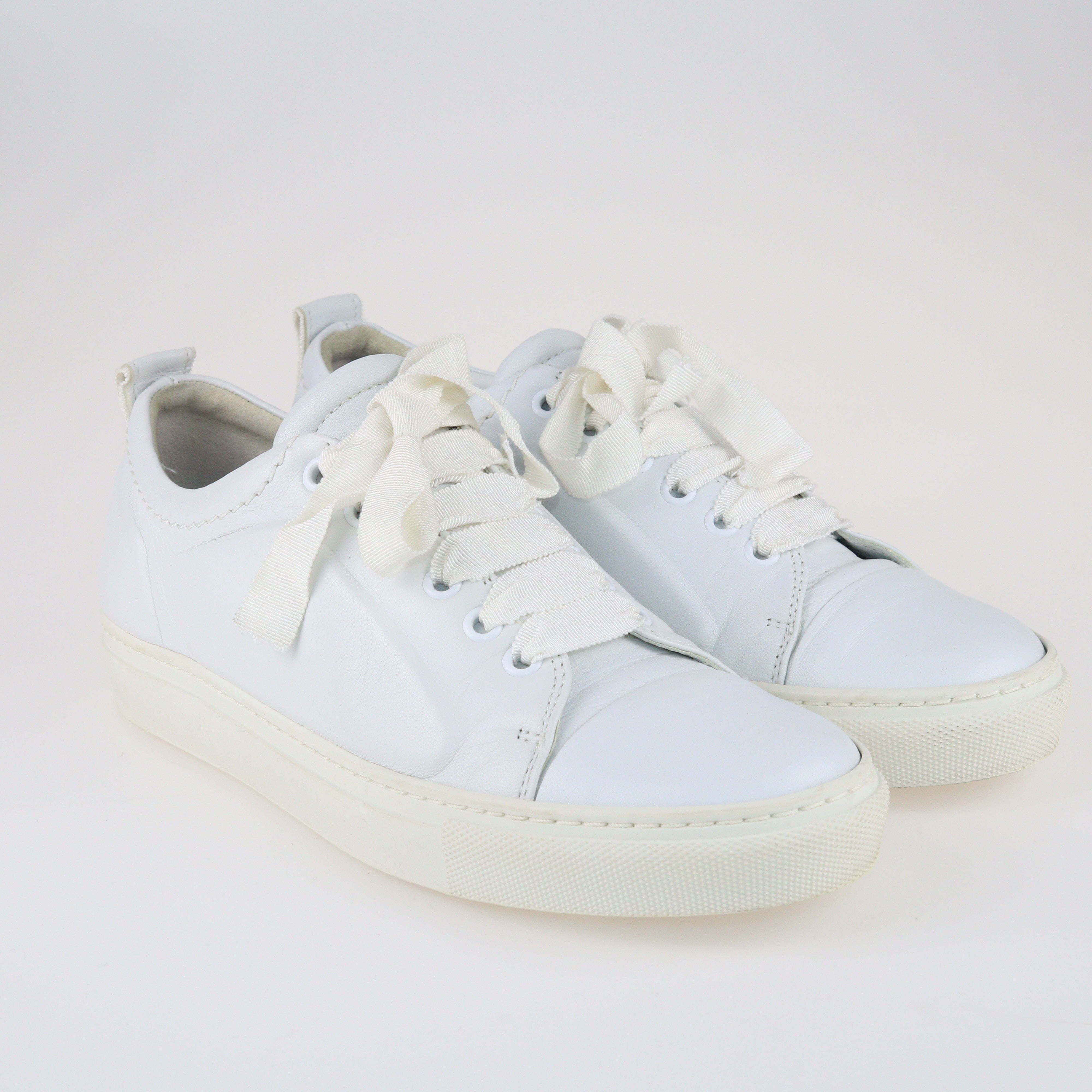 White DBB1 Low Top Sneakers Shoes Lanvin 