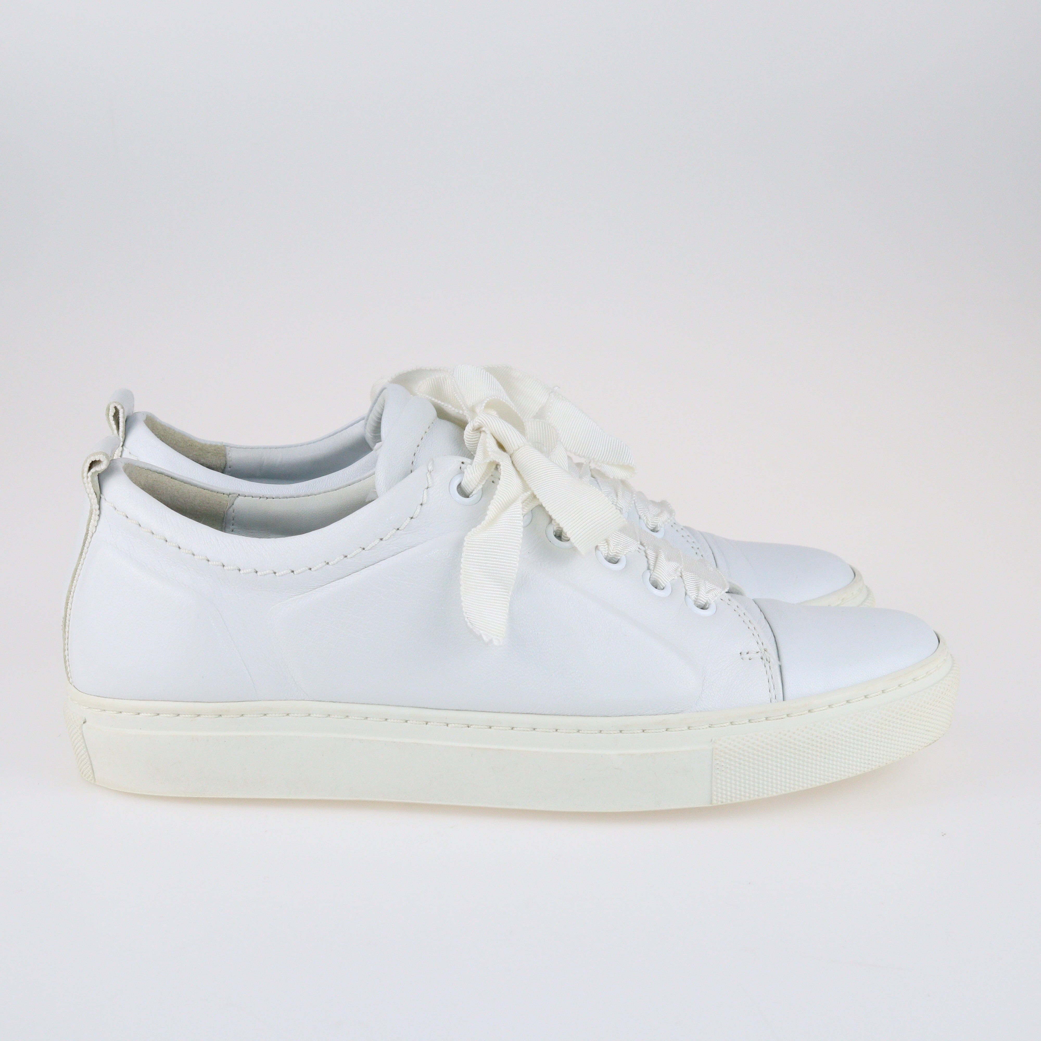 White DBB1 Low Top Sneakers Shoes Lanvin