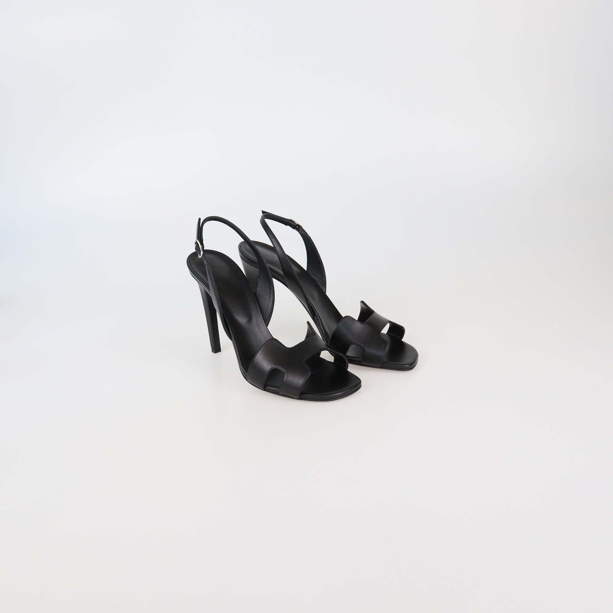 Hermes Black Leather Holy 105 Sandals