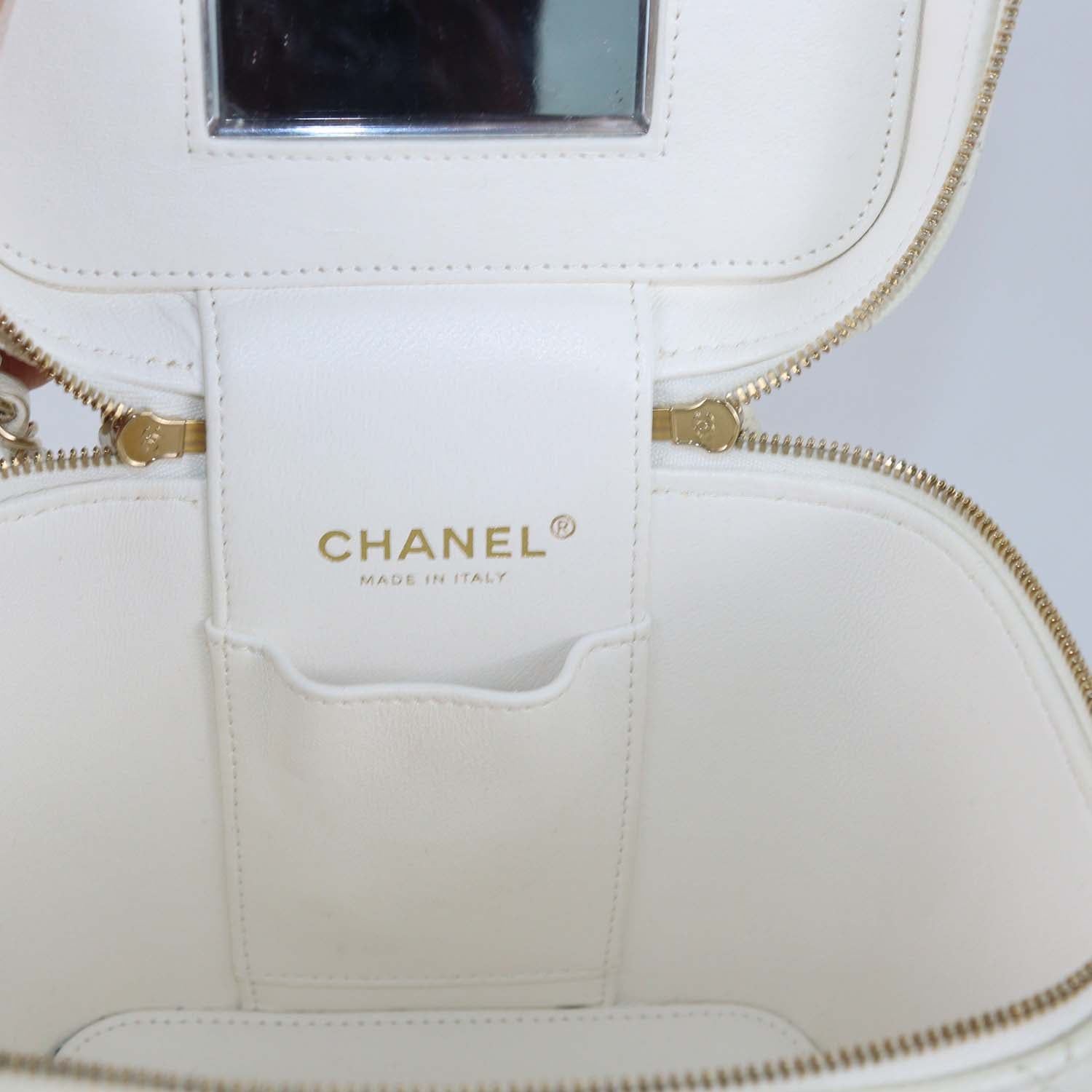 Chanel White Quilted Caviar Leather Vanity Case Bag