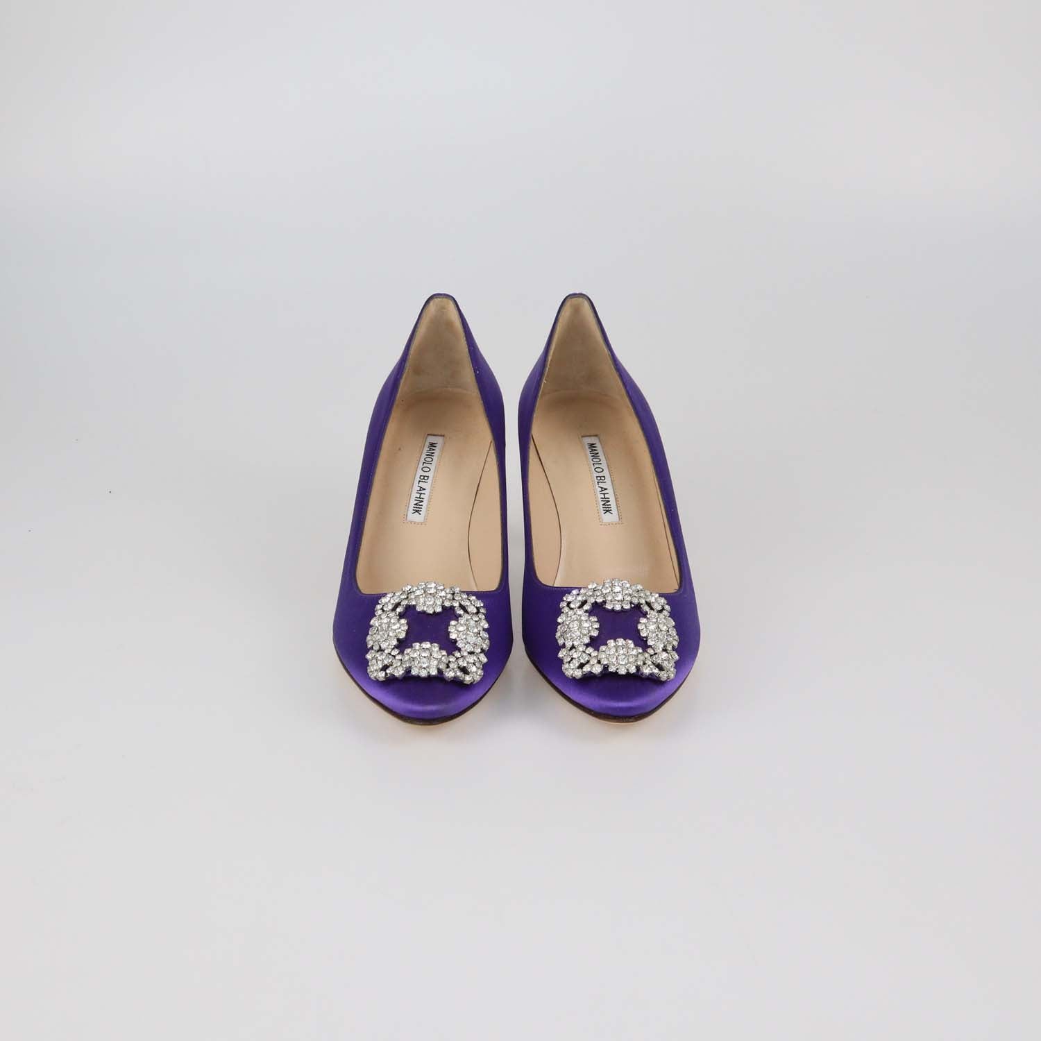 Manolo Blahnik Purple Satin Hangisi Pumps