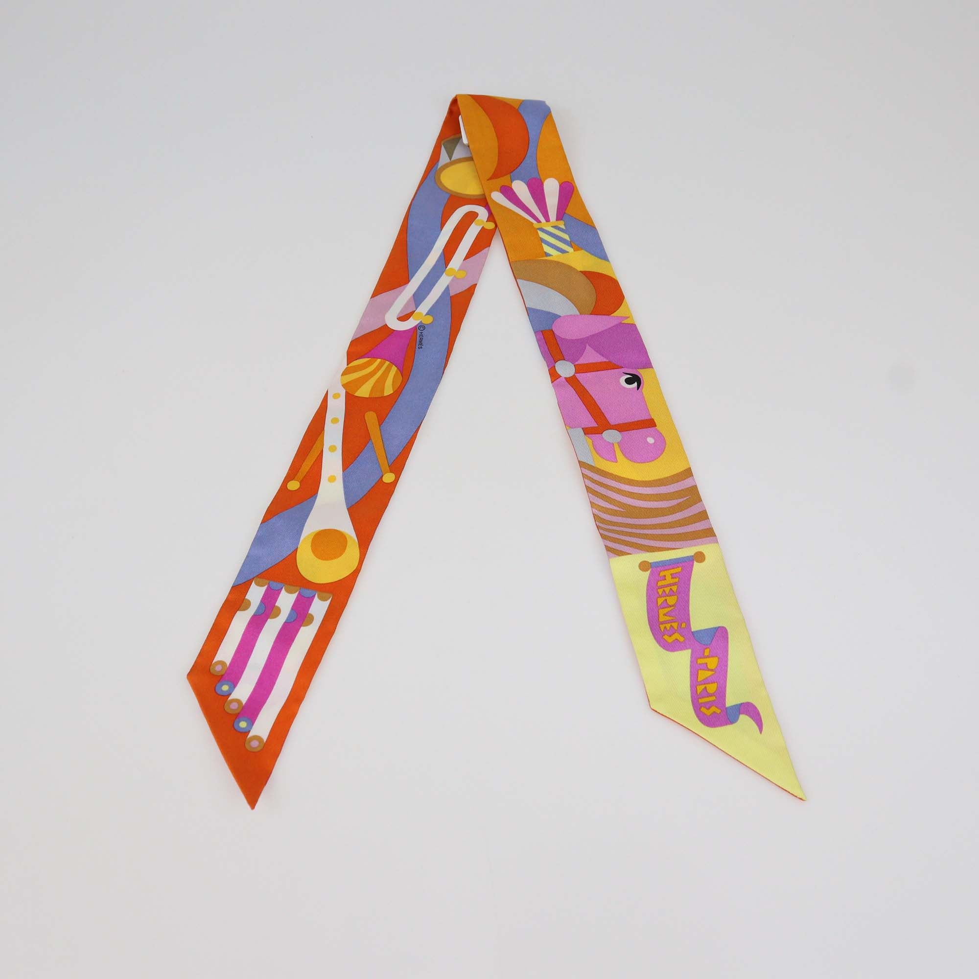 Hermes Parme Orange Cuit Silk Parade en Fanfare Twilly