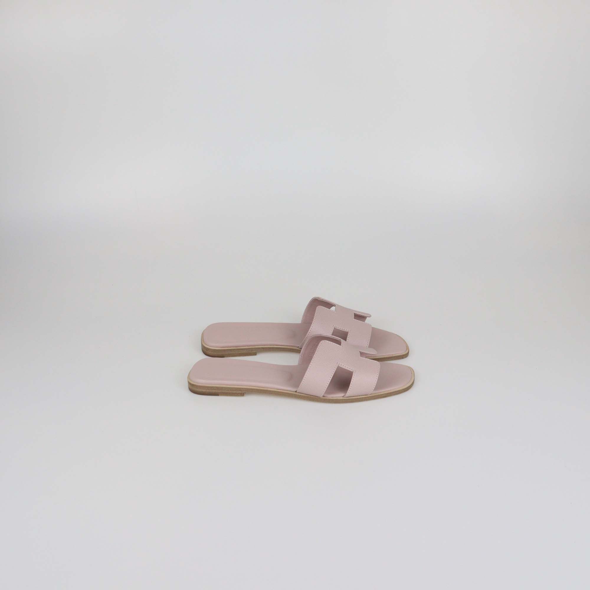 Hermes Rose Porcelaine Epsom Leather Oran Sandals
