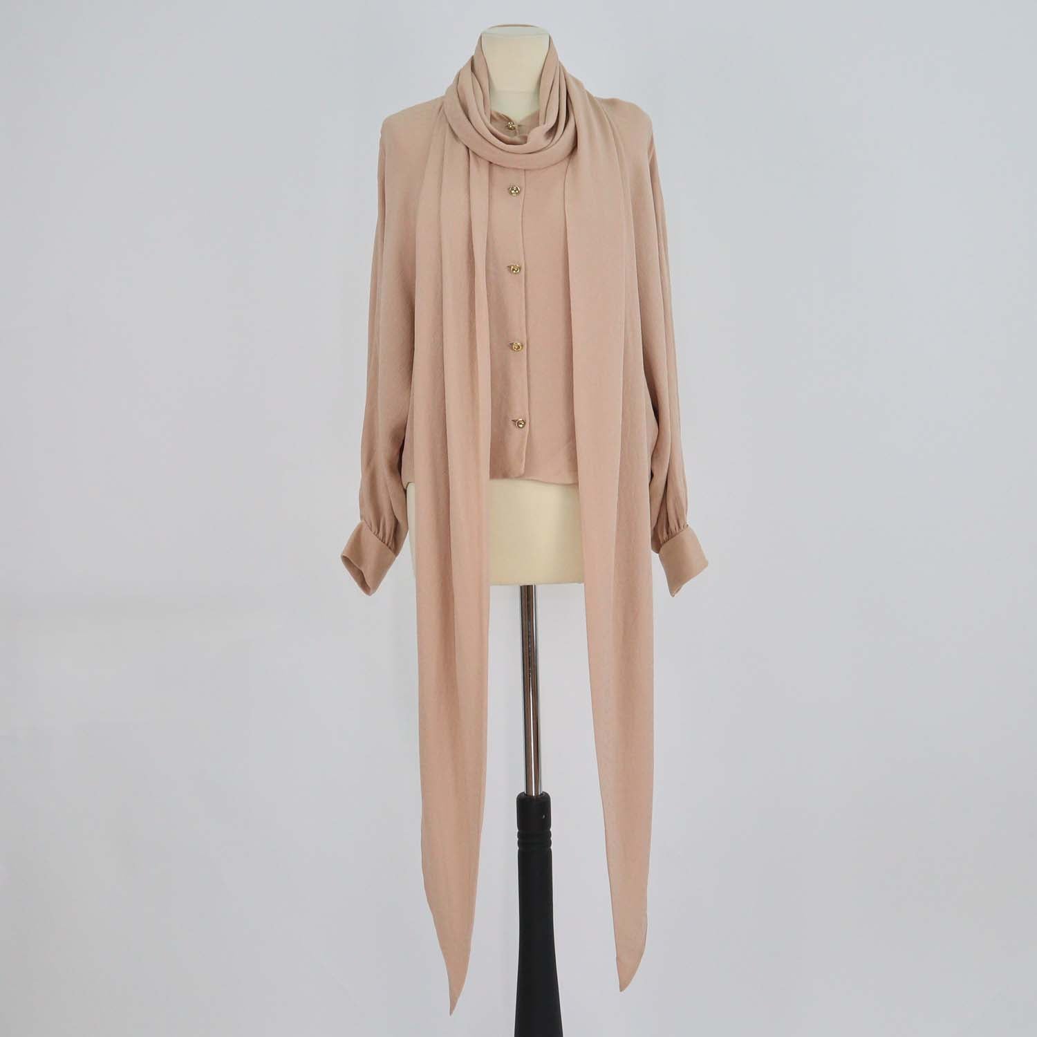 Loro Piana Beige Silk Ceramic Mandala Long Batwing Sleeves Patricia Shirt