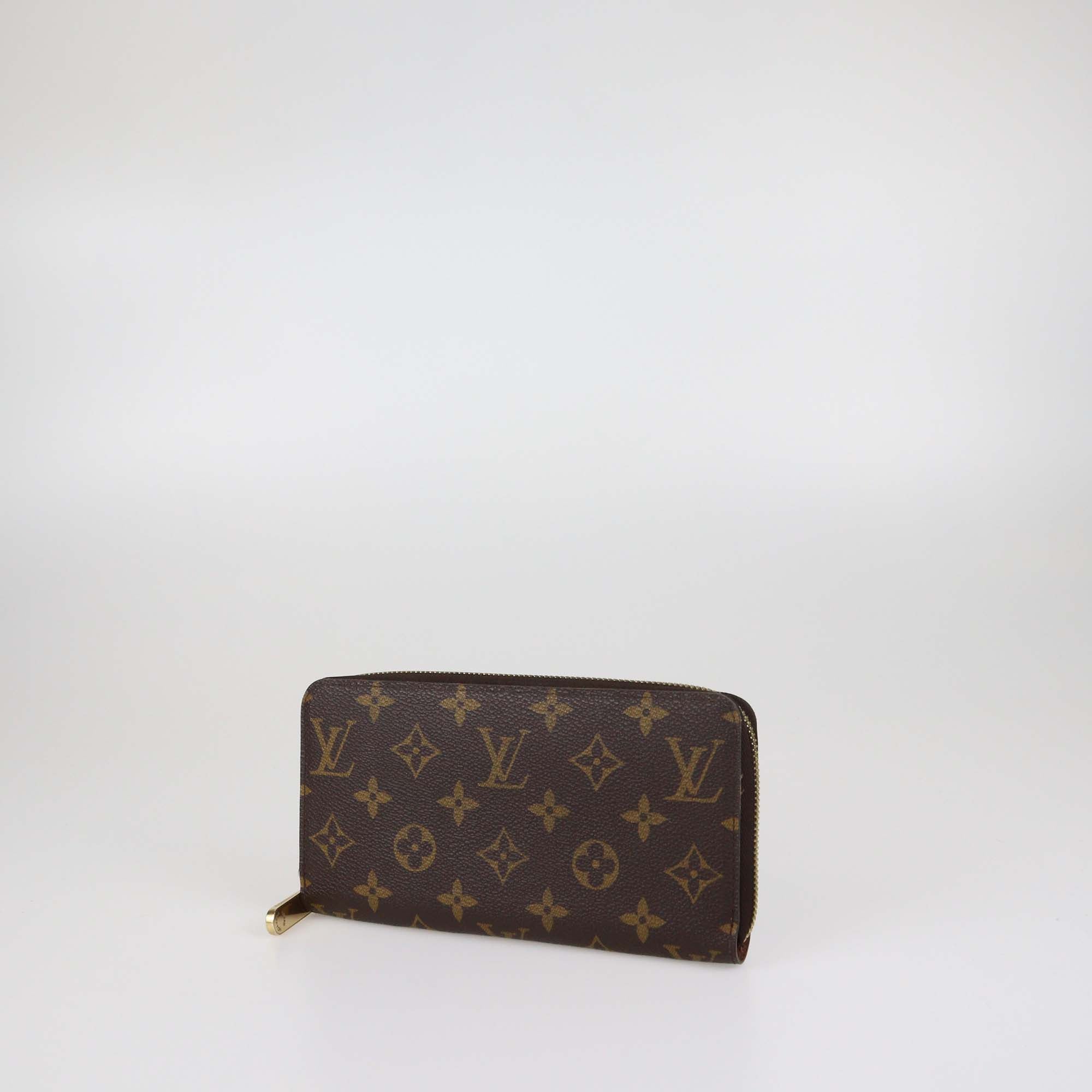 Louis Vuitton Monogram Canvas Zippy Wallet