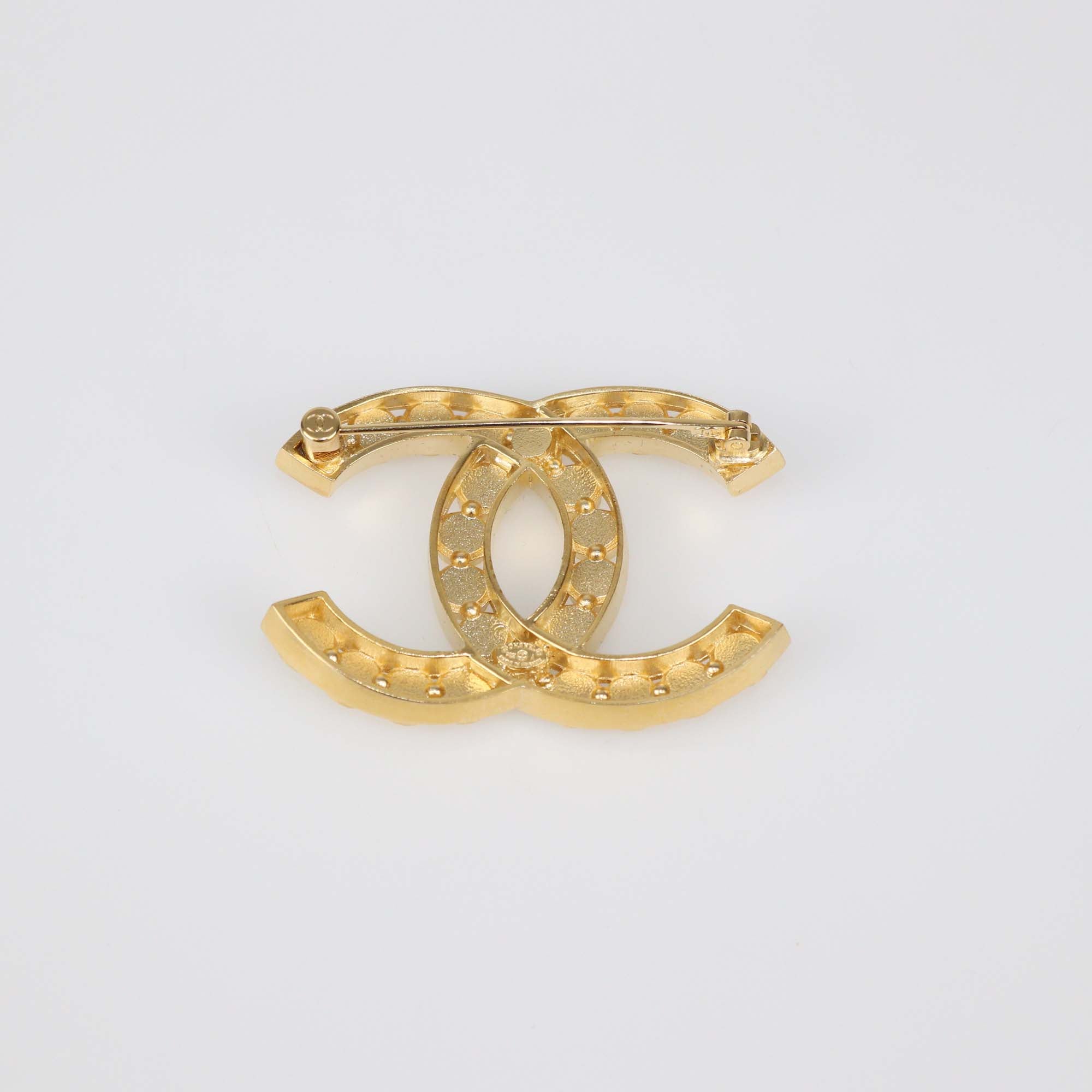 Chanel Gold Tone Metal CC Crystal Strass Pin Brooch
